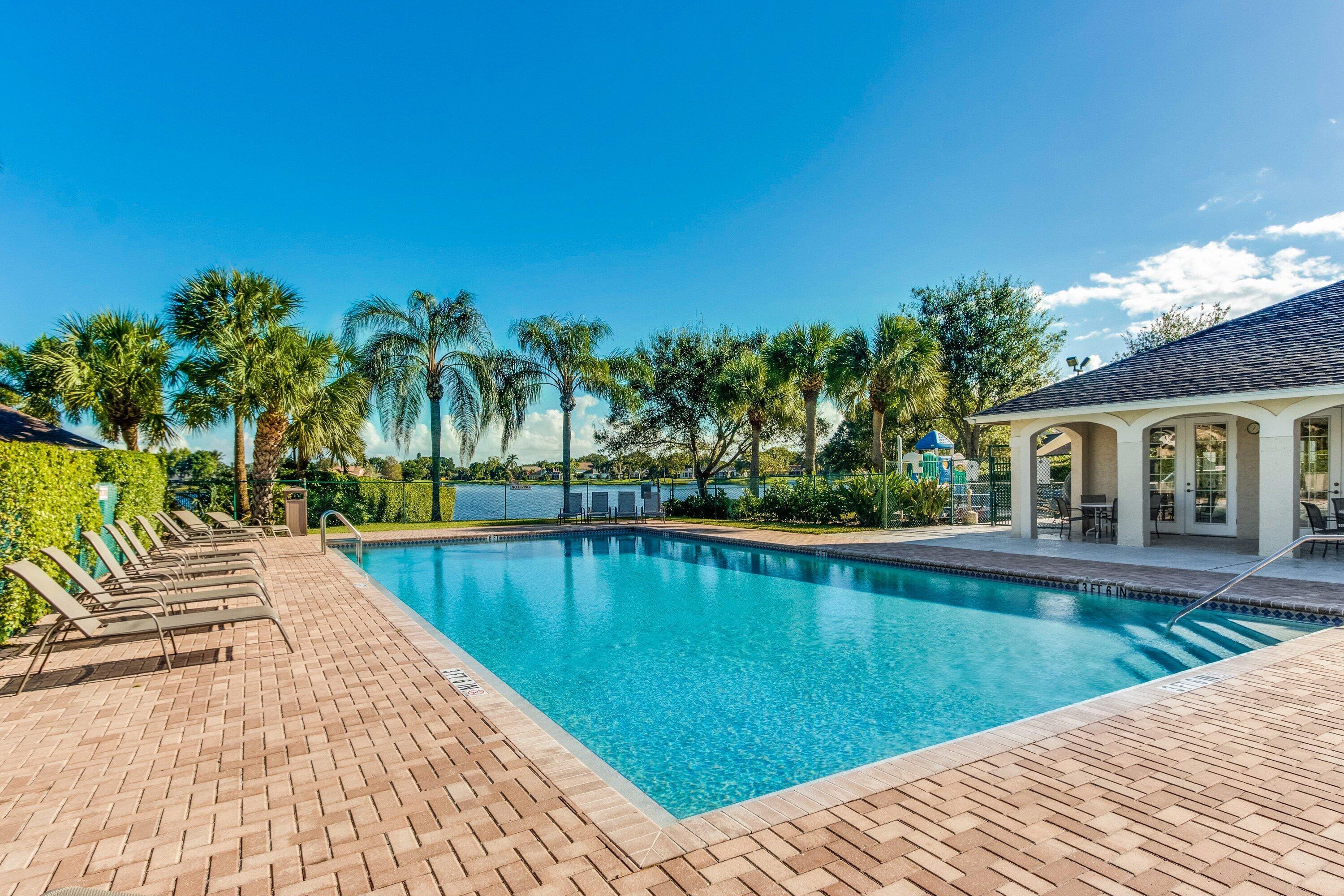 13053 Meadowbreeze Drive, Wellington, FL 33414, Wellington - Photo 2