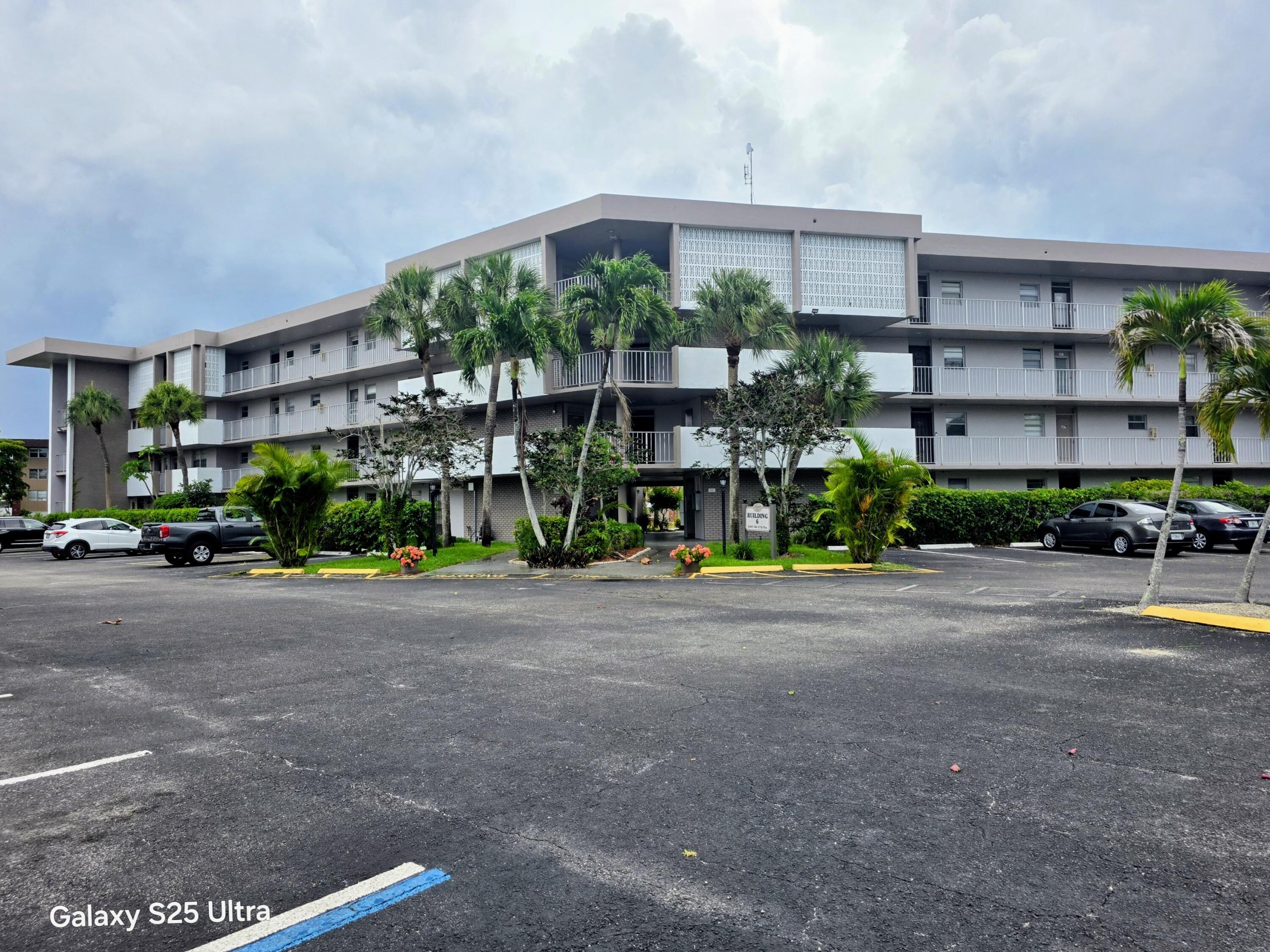 2800 NW 47th Terrace 206b, Lauderdale Lakes, FL 33313, Lauderdale Lakes