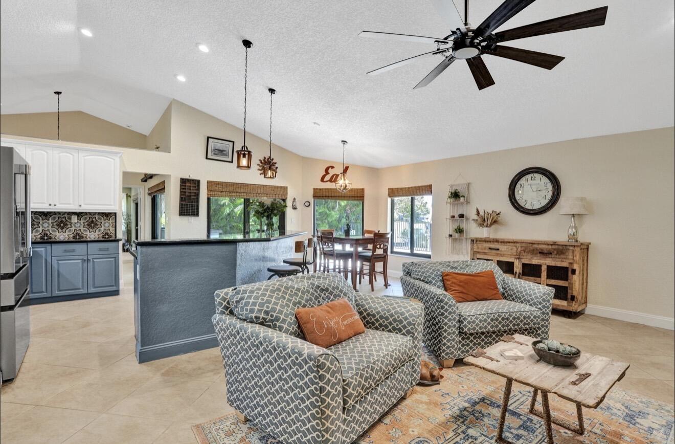 5102 NW 59th Way, Coral Springs, FL 33067, Coral Springs - Photo 4