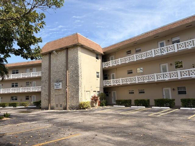 5103 NW 35th Street 401, Lauderdale Lakes, FL 33319, Lauderdale Lakes - Photo 3