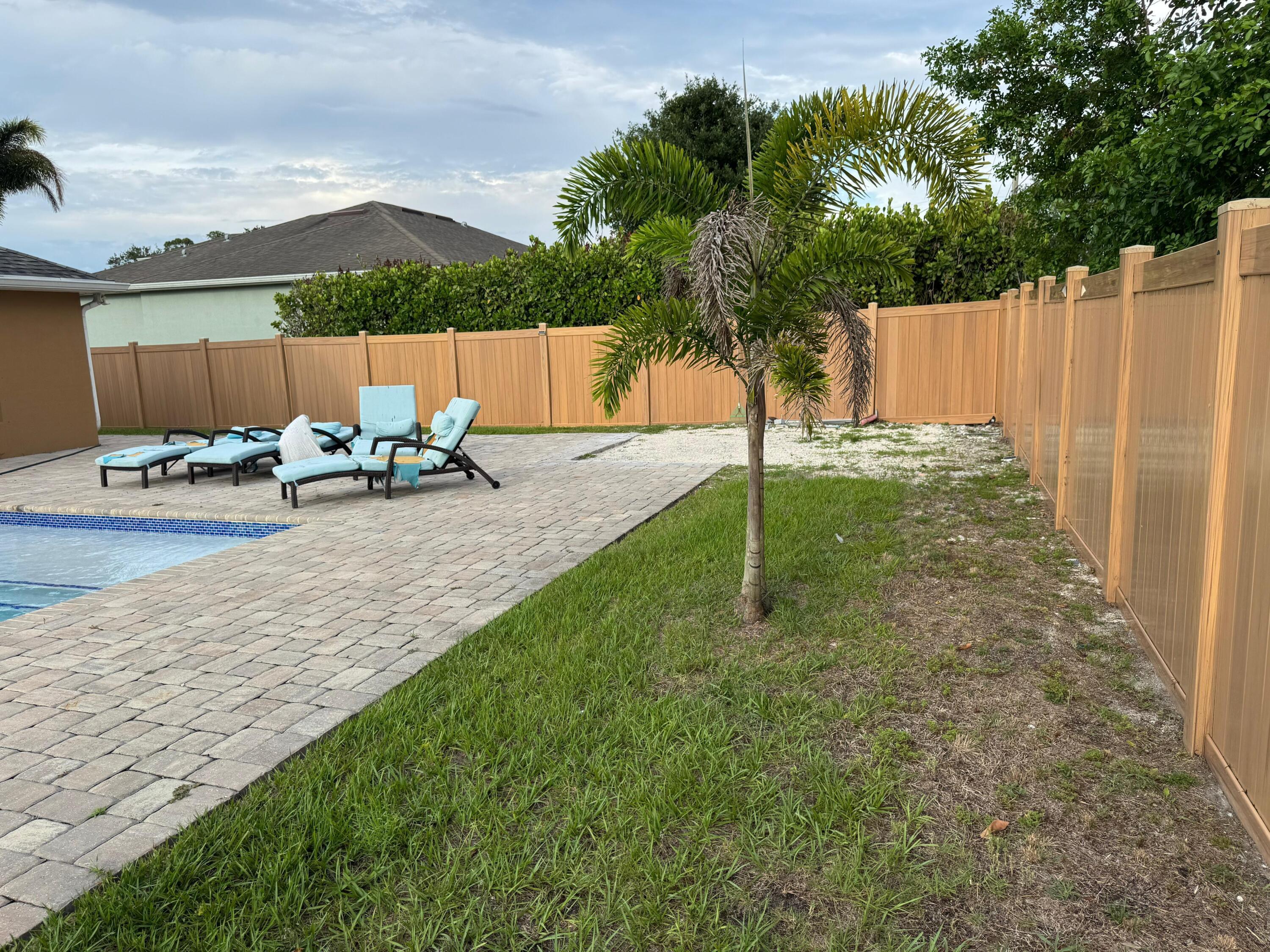 170 SW Pilsner Circle, Port St. Lucie, FL 34953, Port St. Lucie - Photo 4