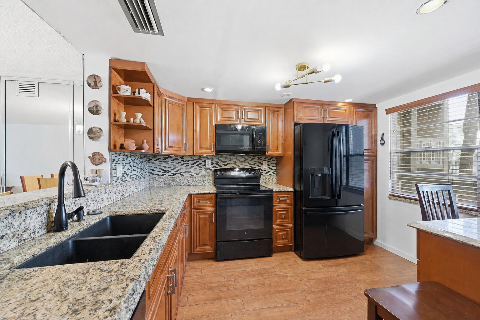 3005 Portofino Isle M2, Coconut Creek, FL 33066, Coconut Creek