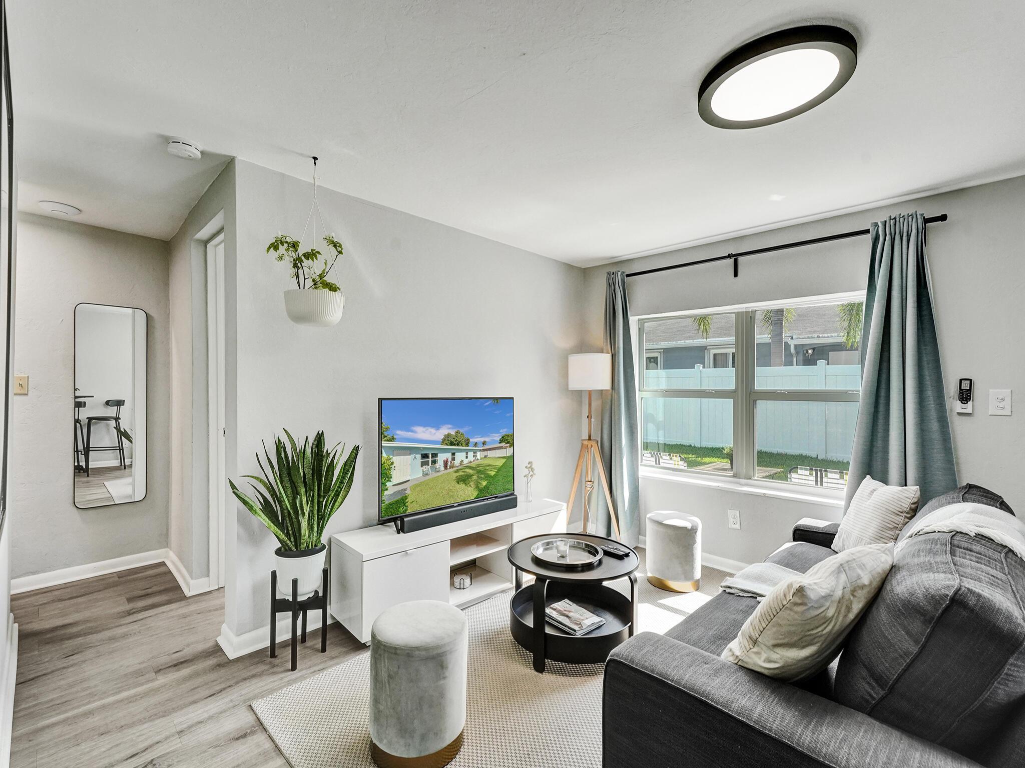 719 SW 2nd Court, Delray Beach, FL 33444, Delray Beach