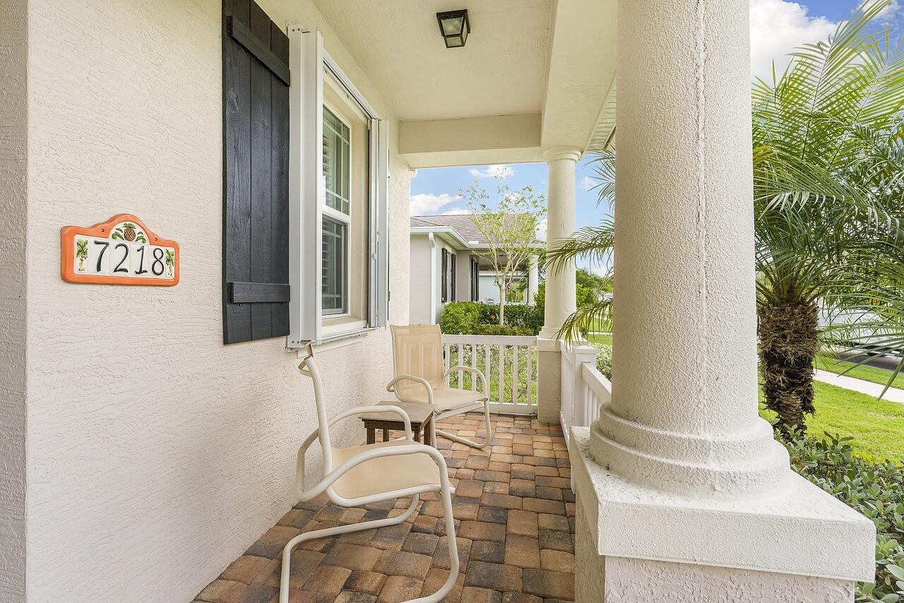 7218 E Village Square, Vero Beach, FL 32966, Vero Beach - Photo 3
