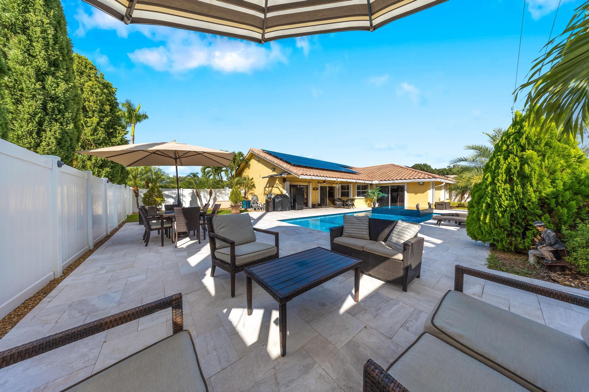 22071 Martella Avenue, Boca Raton, FL 33433, Boca Raton - Photo 4