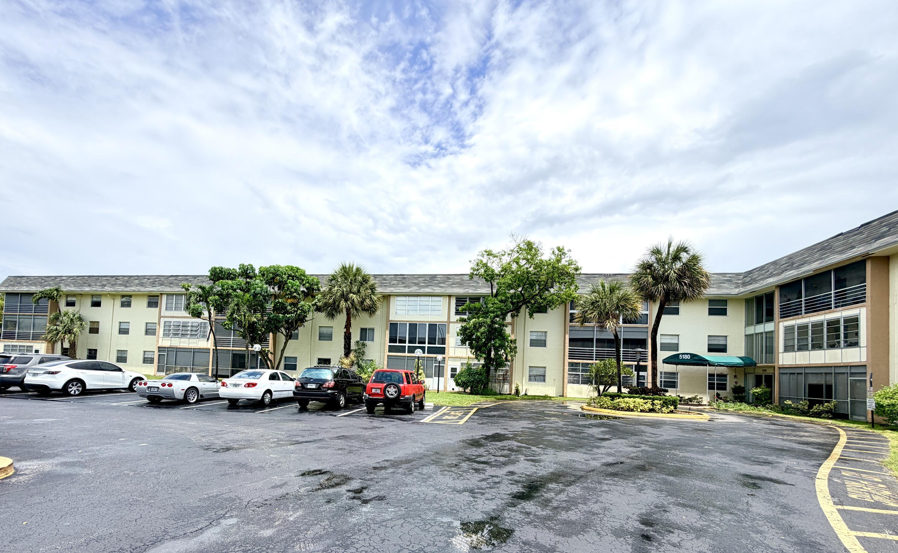 5180 E Sabal Palm Boulevard 228, Tamarac, FL 33319, Tamarac - Photo 2