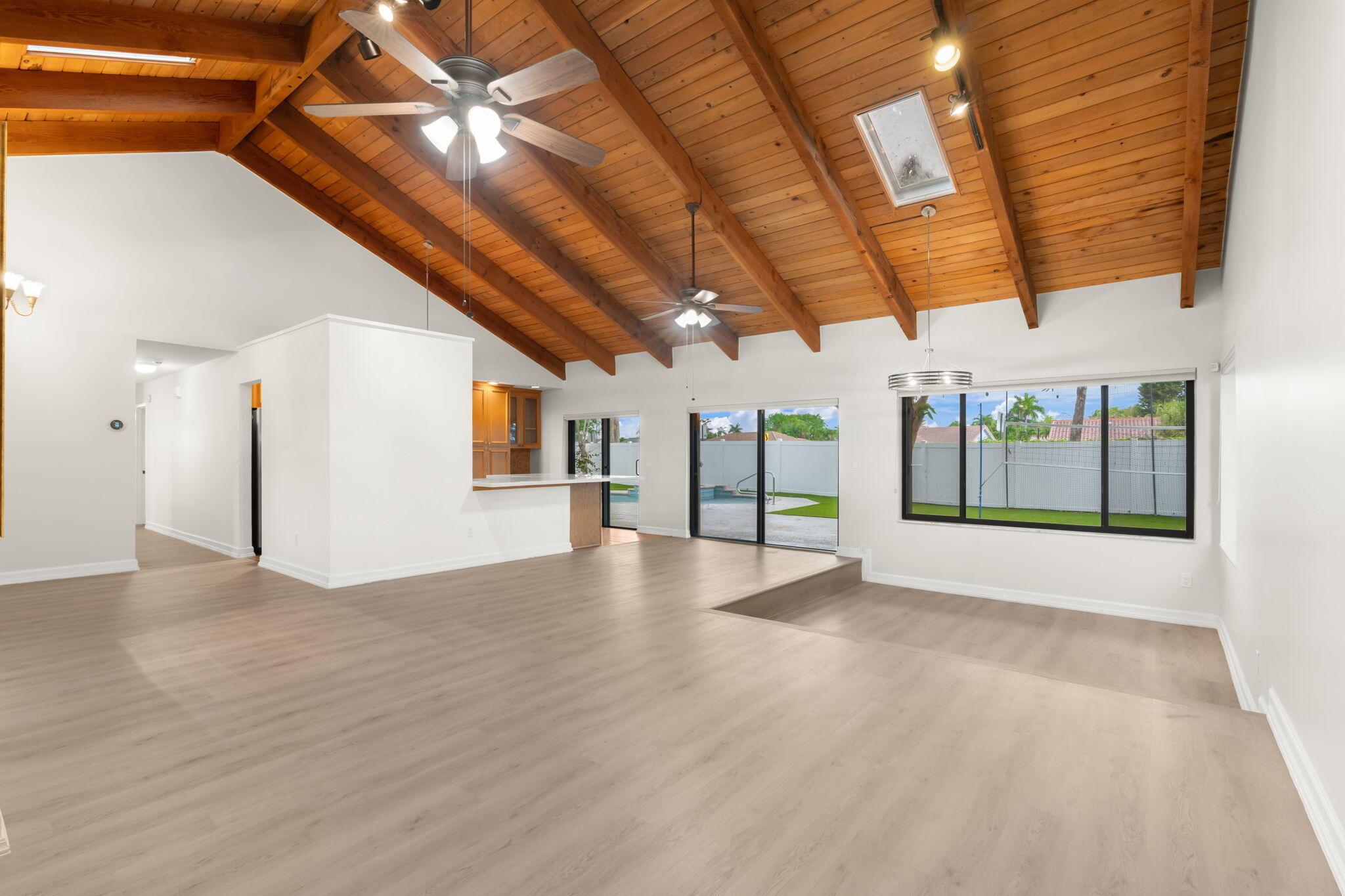 21111 Escondido Way N, Boca Raton, FL 33433, Boca Raton - Photo 5