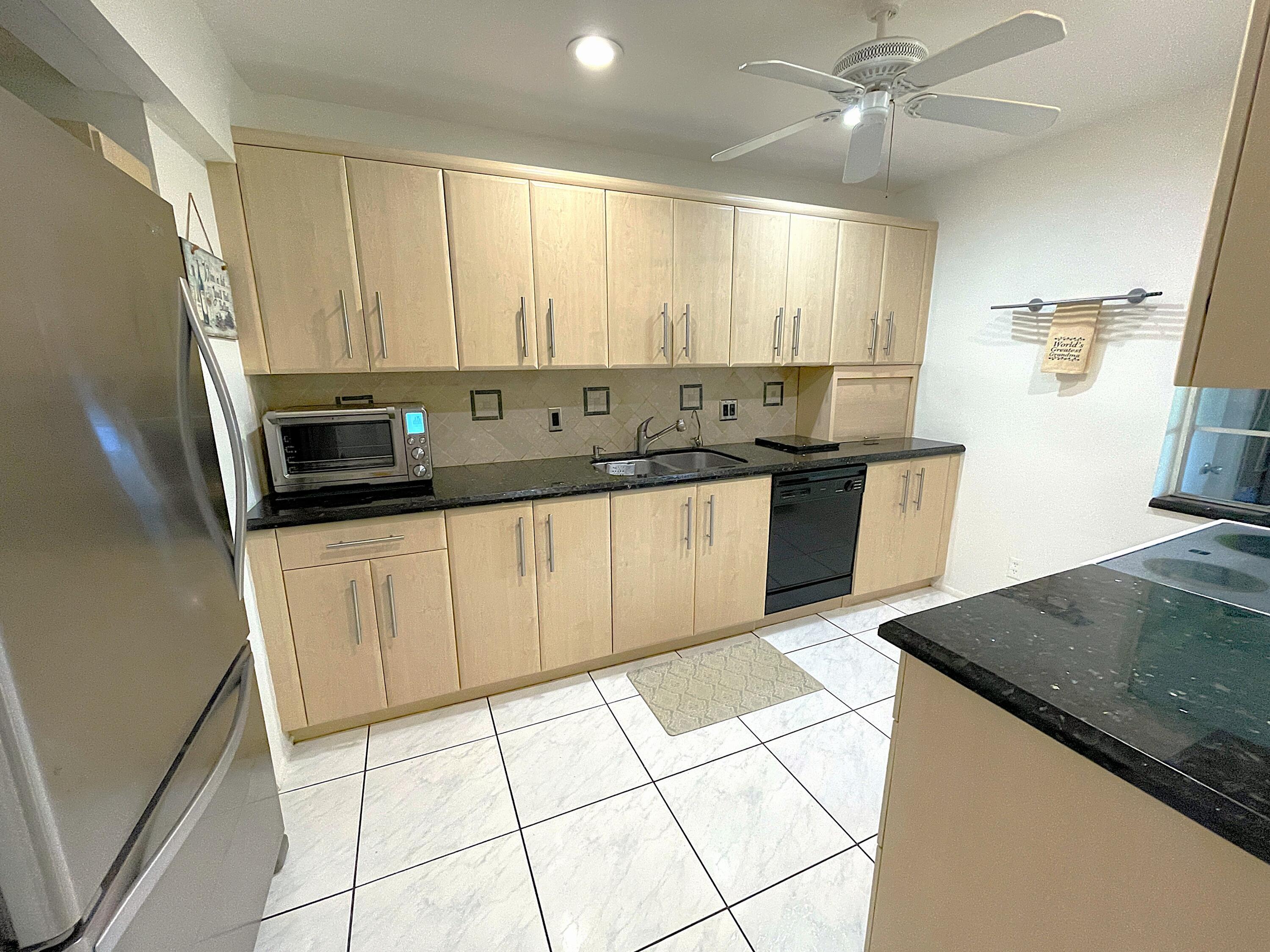 2431 Del Aire Boulevard 115-d, Delray Beach, FL 33445, Delray Beach - Photo 2