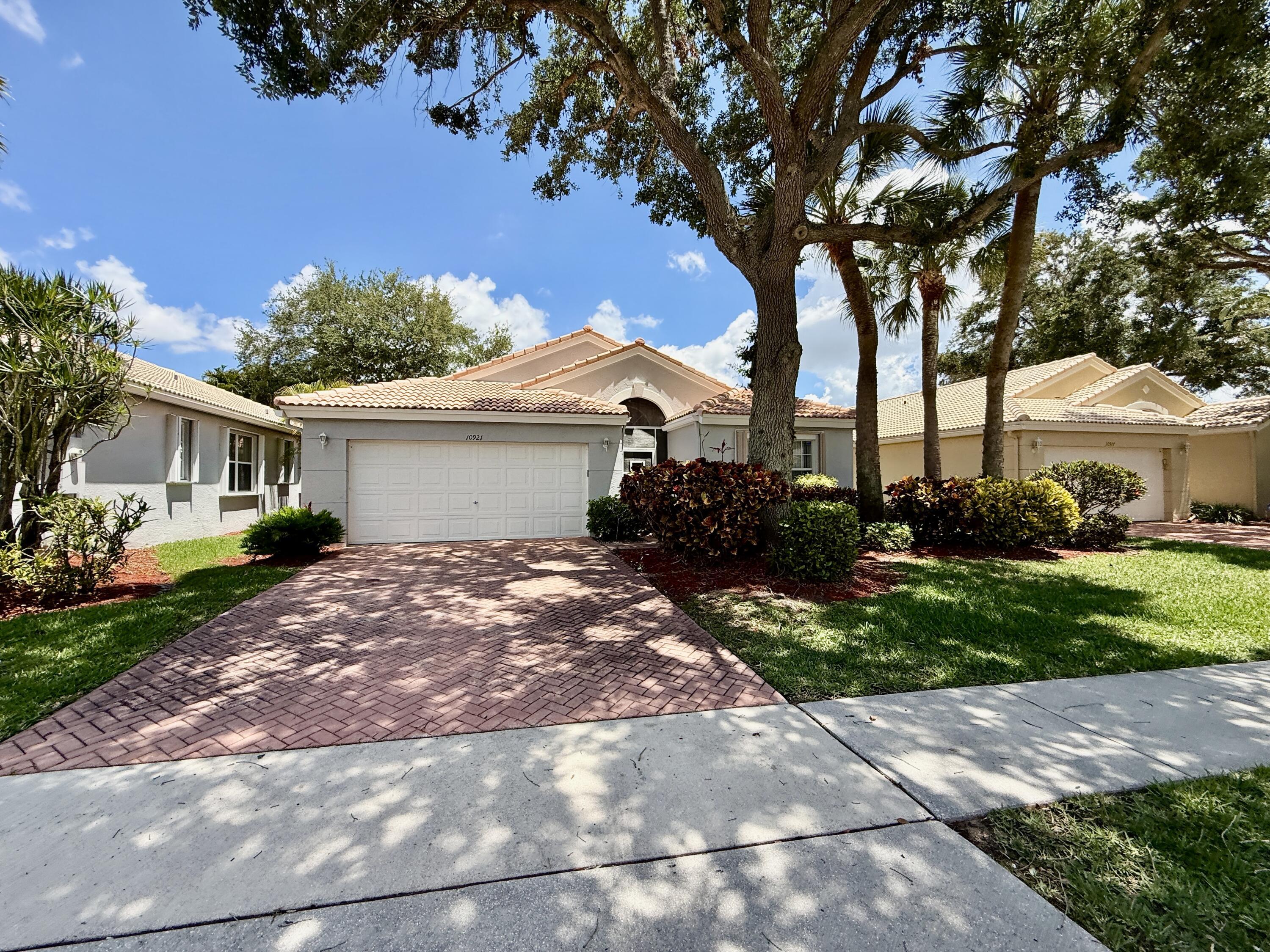 10921 Royal Caribbean Circle, Boynton Beach, FL 33437, Boynton Beach - Photo 4