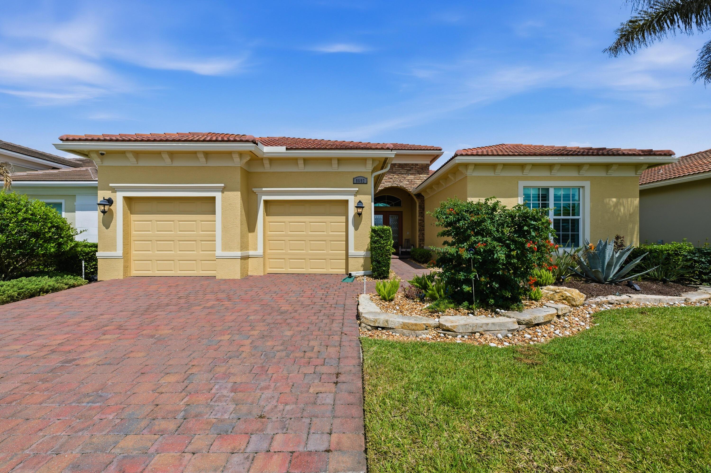 8692 SW Flutto Way, Port St. Lucie, FL 34987, Port St. Lucie - Photo 3