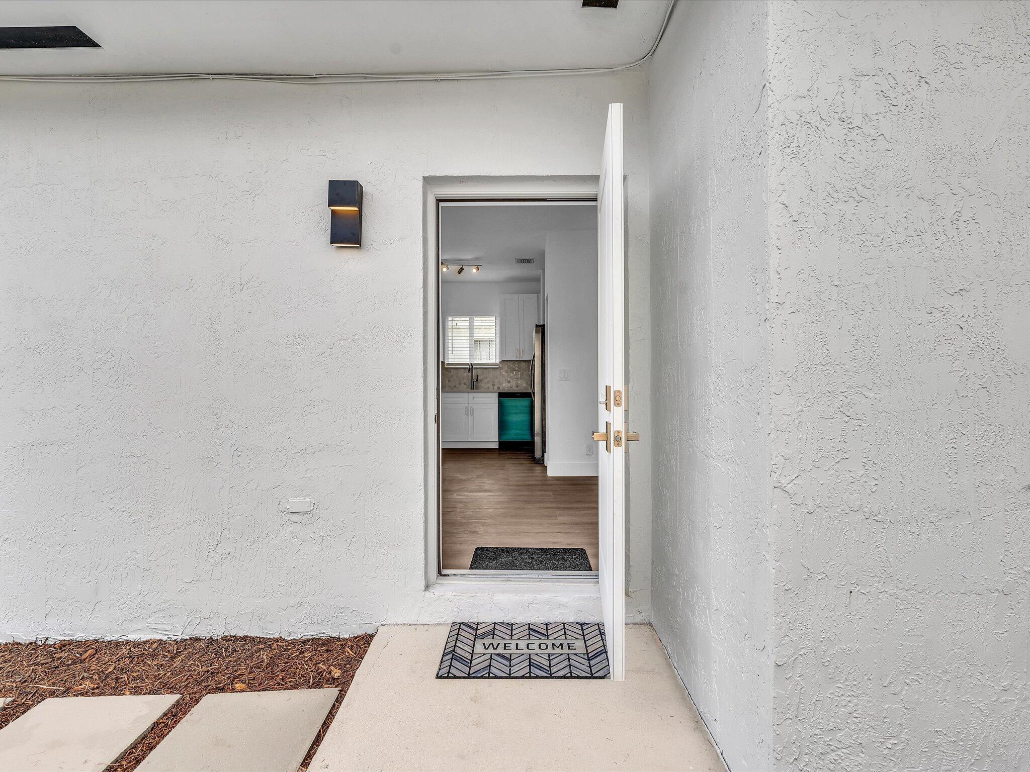 2410 NW 43rd Street, Miami, FL 33142, Miami - Photo 4