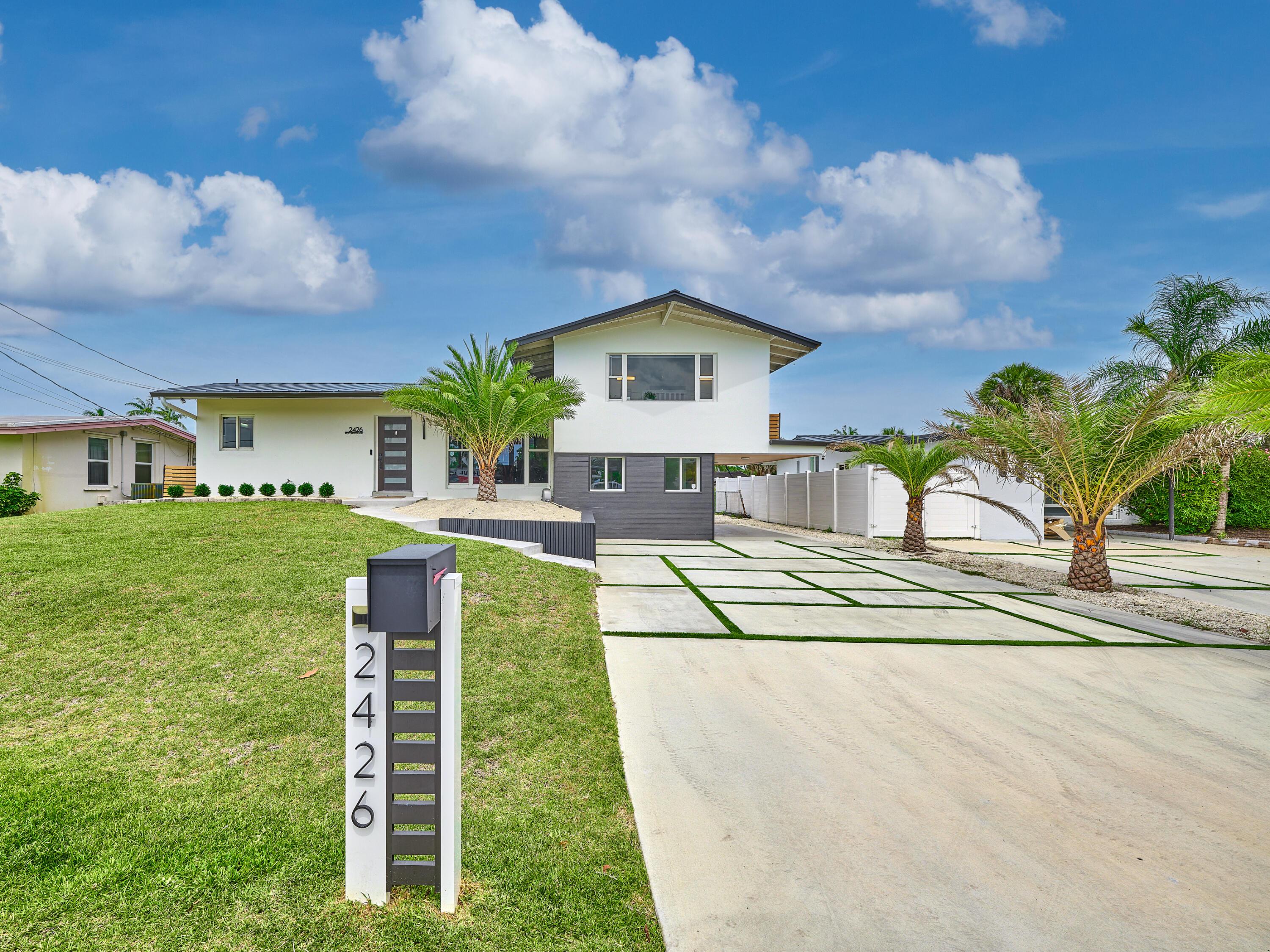 2426 Key Largo Lane, Fort Lauderdale, FL 33312, Fort Lauderdale - Photo 2