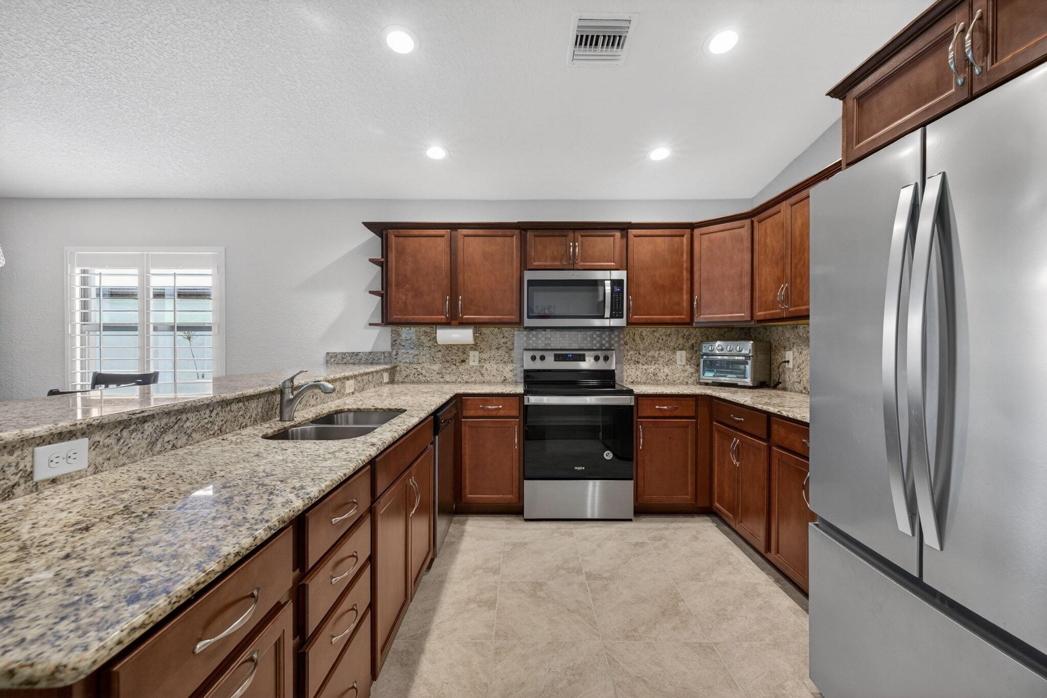 6456 Alemendra Street, Fort Pierce, FL 34951, Fort Pierce - Photo 5
