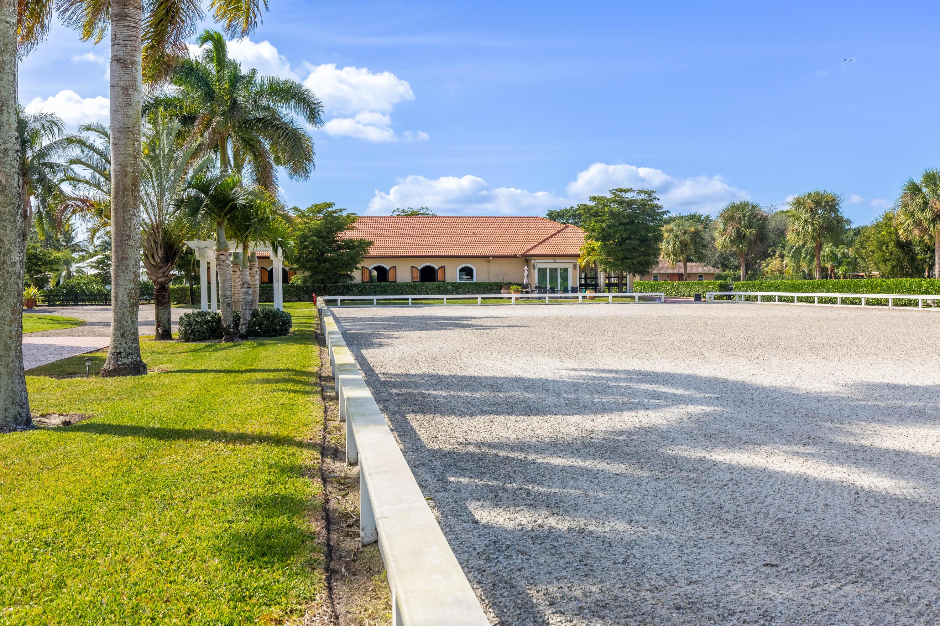 14943 Paddock Drive, Wellington, FL 33414, Wellington - Photo 2