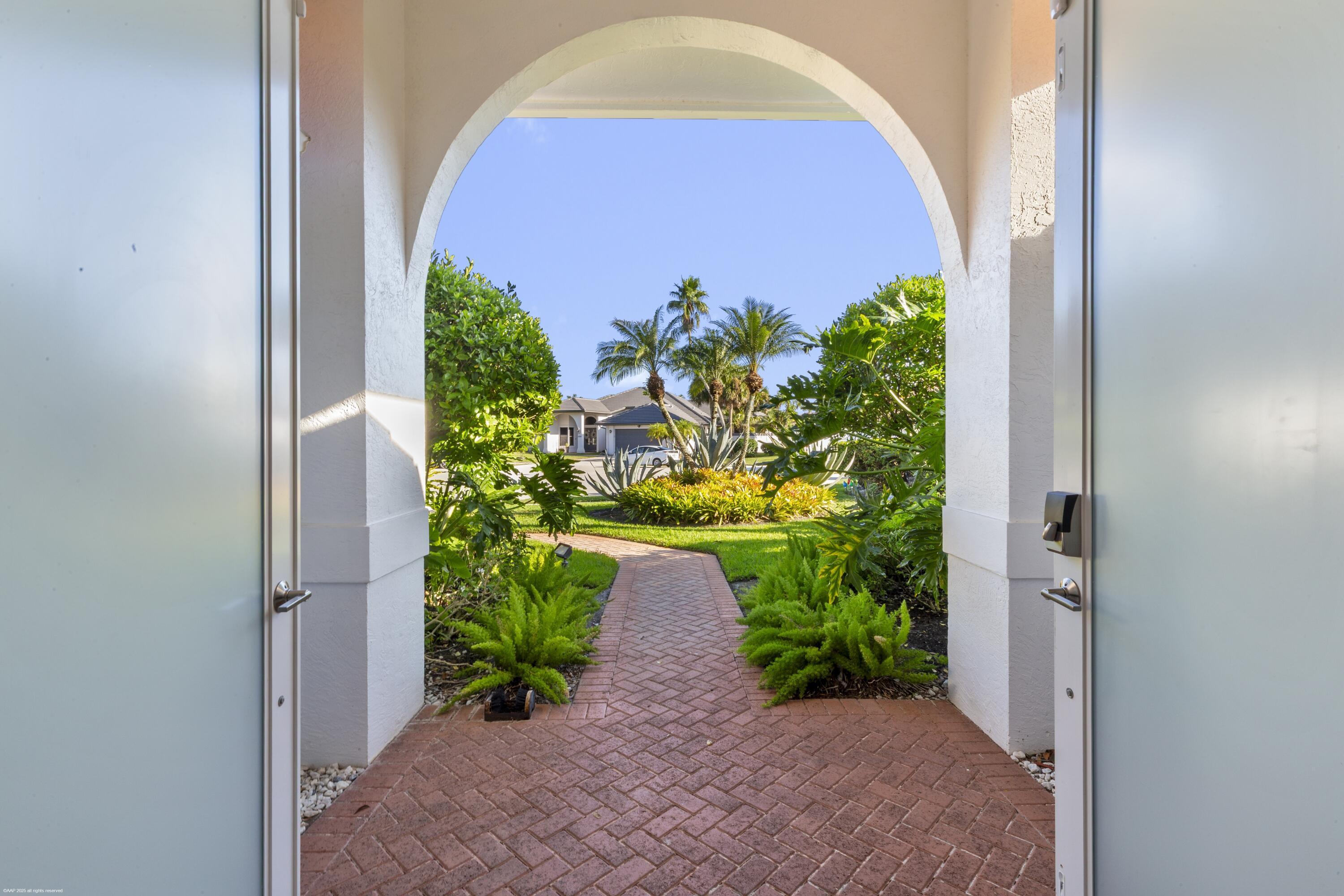 15611 Milan Court, Wellington, FL 33414, Wellington - Photo 4