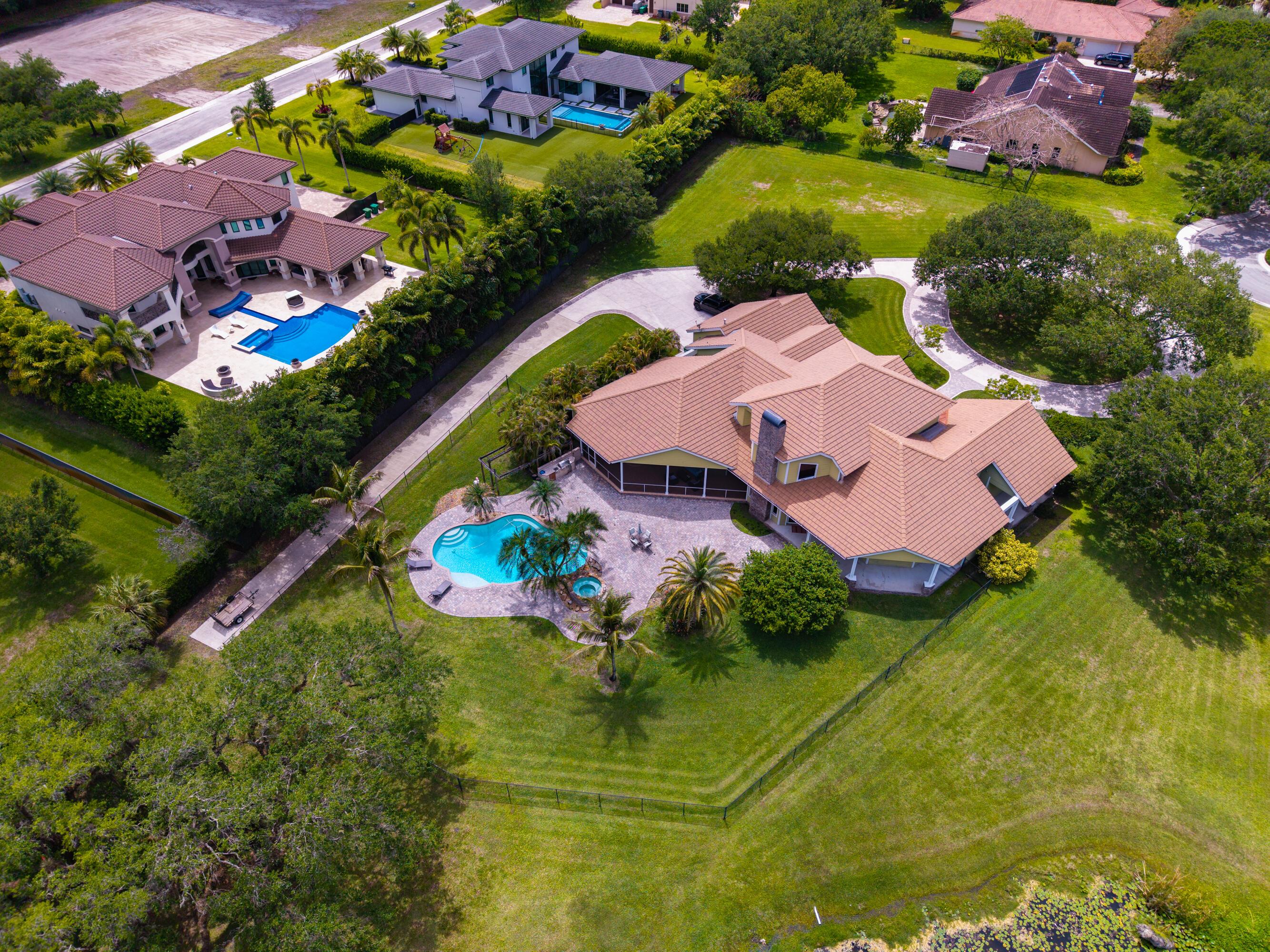 13300 SW 36th Court, Davie, FL 33330, Davie - Photo 2