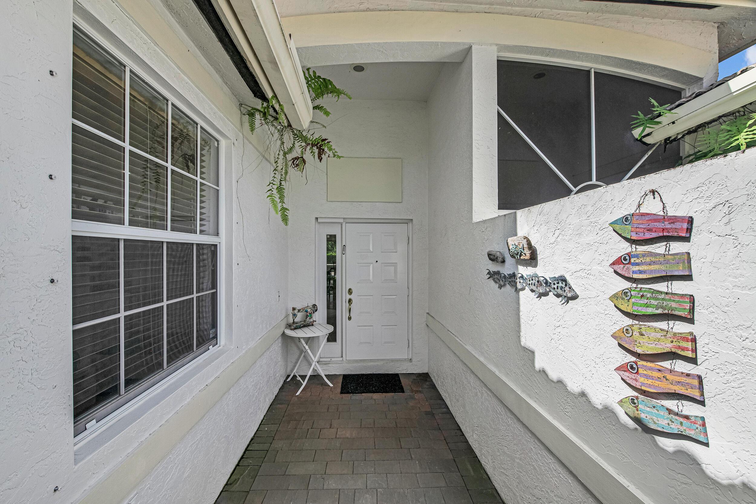 9543 Crescent View Drive N, Boynton Beach, FL 33437, Boynton Beach - Photo 3