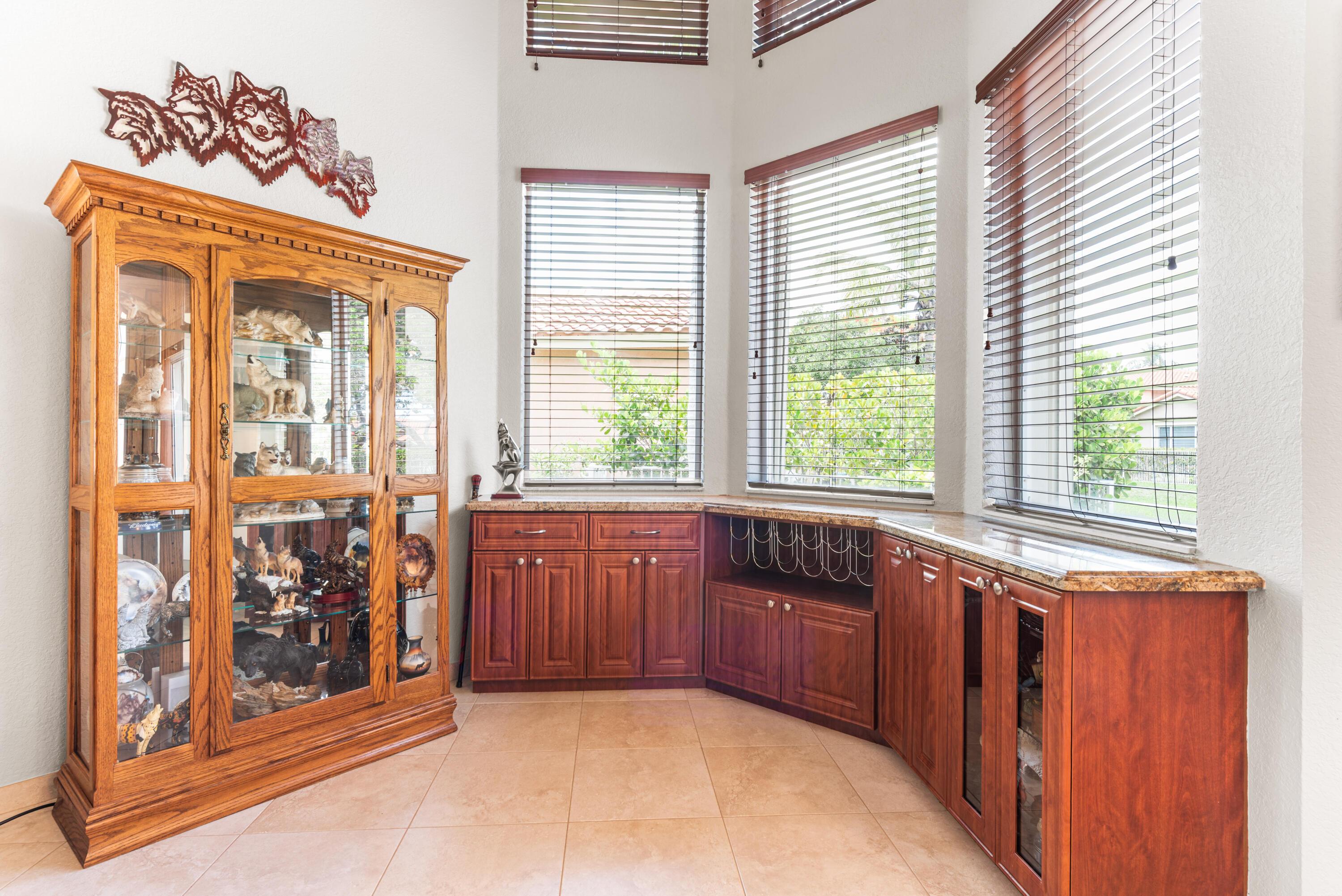 12585 NW 56th Drive, Coral Springs, FL 33076, Coral Springs - Photo 4
