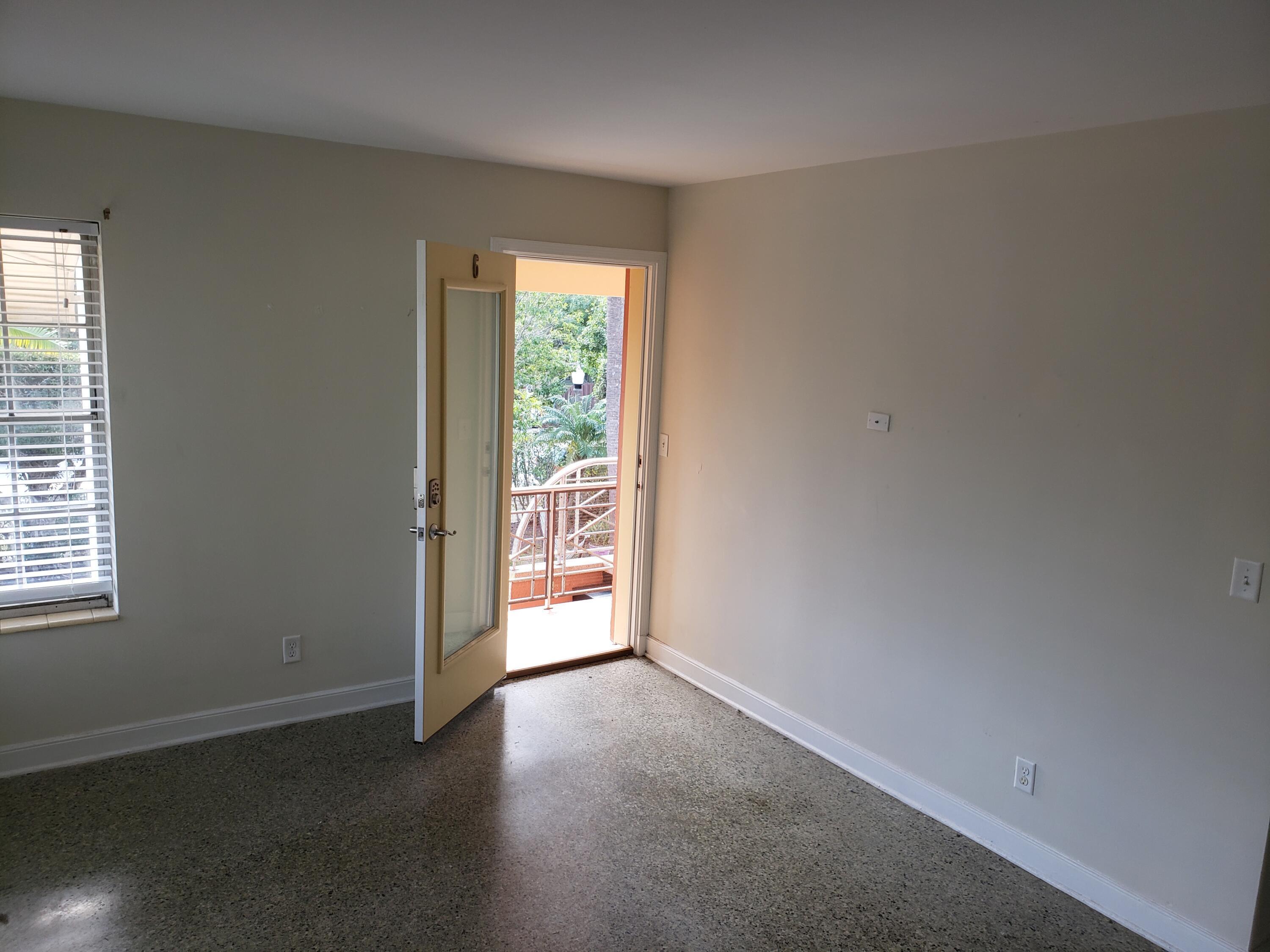 3637 S Olive Avenue, West Palm Beach, FL 33405, West Palm Beach - Photo 2