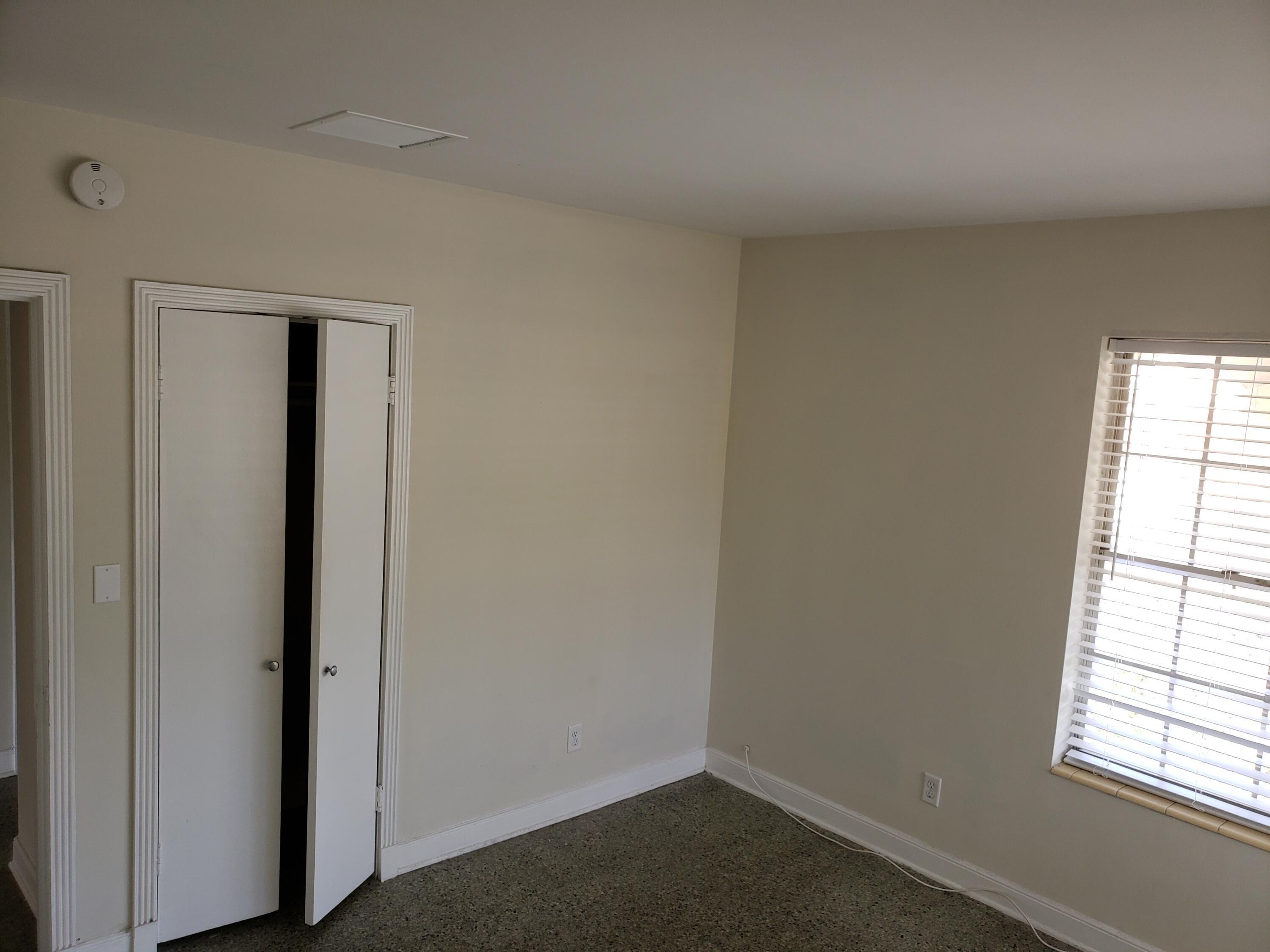 3637 S Olive Avenue, West Palm Beach, FL 33405, West Palm Beach - Photo 5