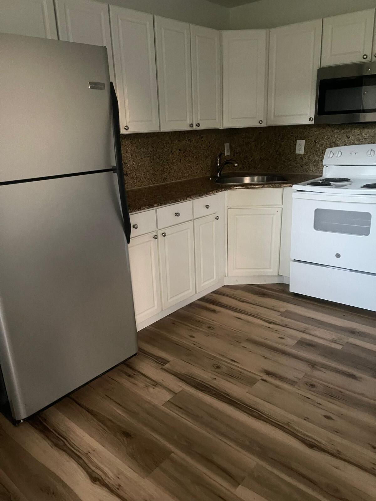 5156 NE 6th Avenue 202, Oakland Park, FL 33334, Oakland Park