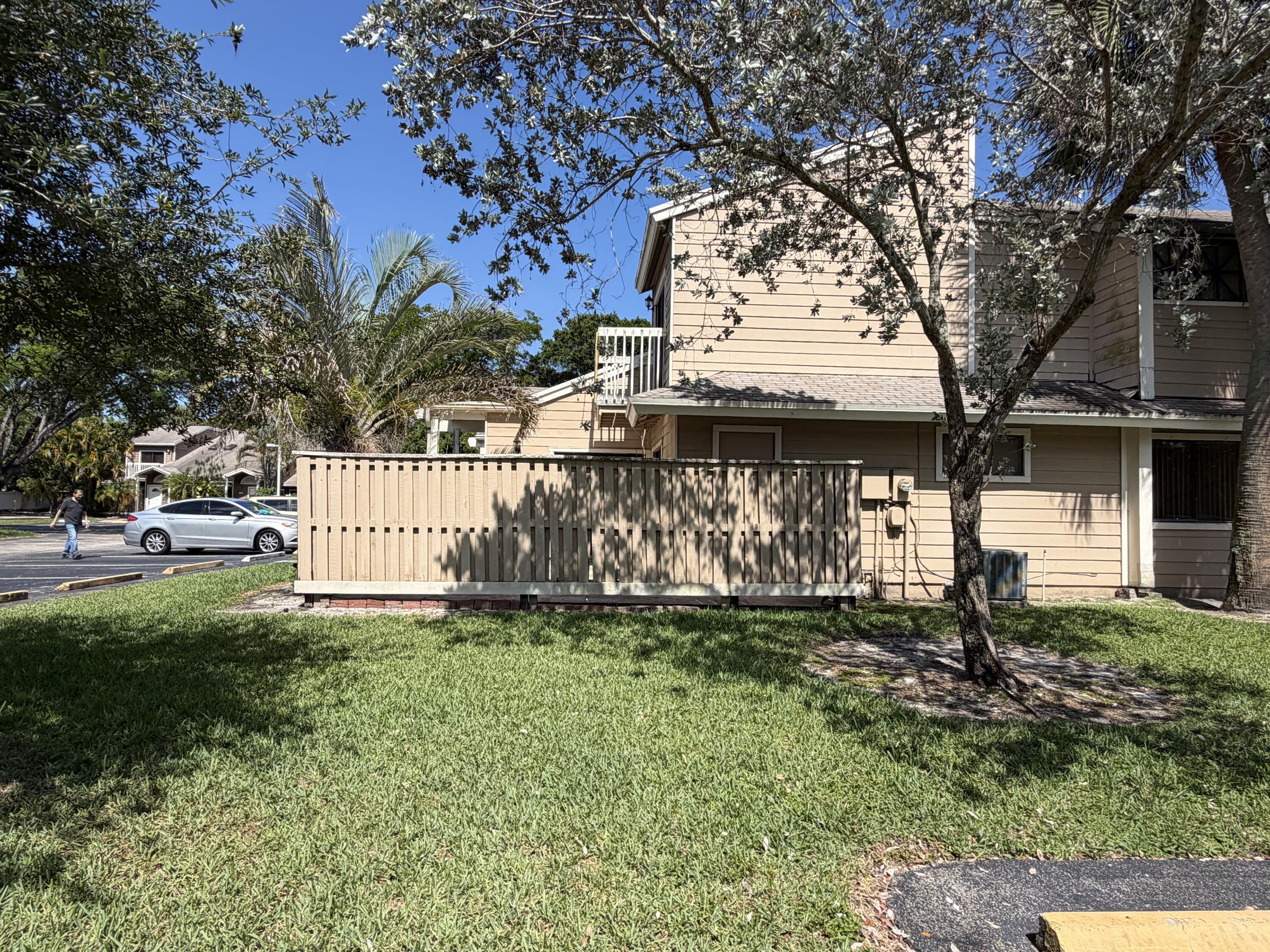 7199 Sportsman Drive, North Lauderdale, FL 33068, North Lauderdale - Photo 5