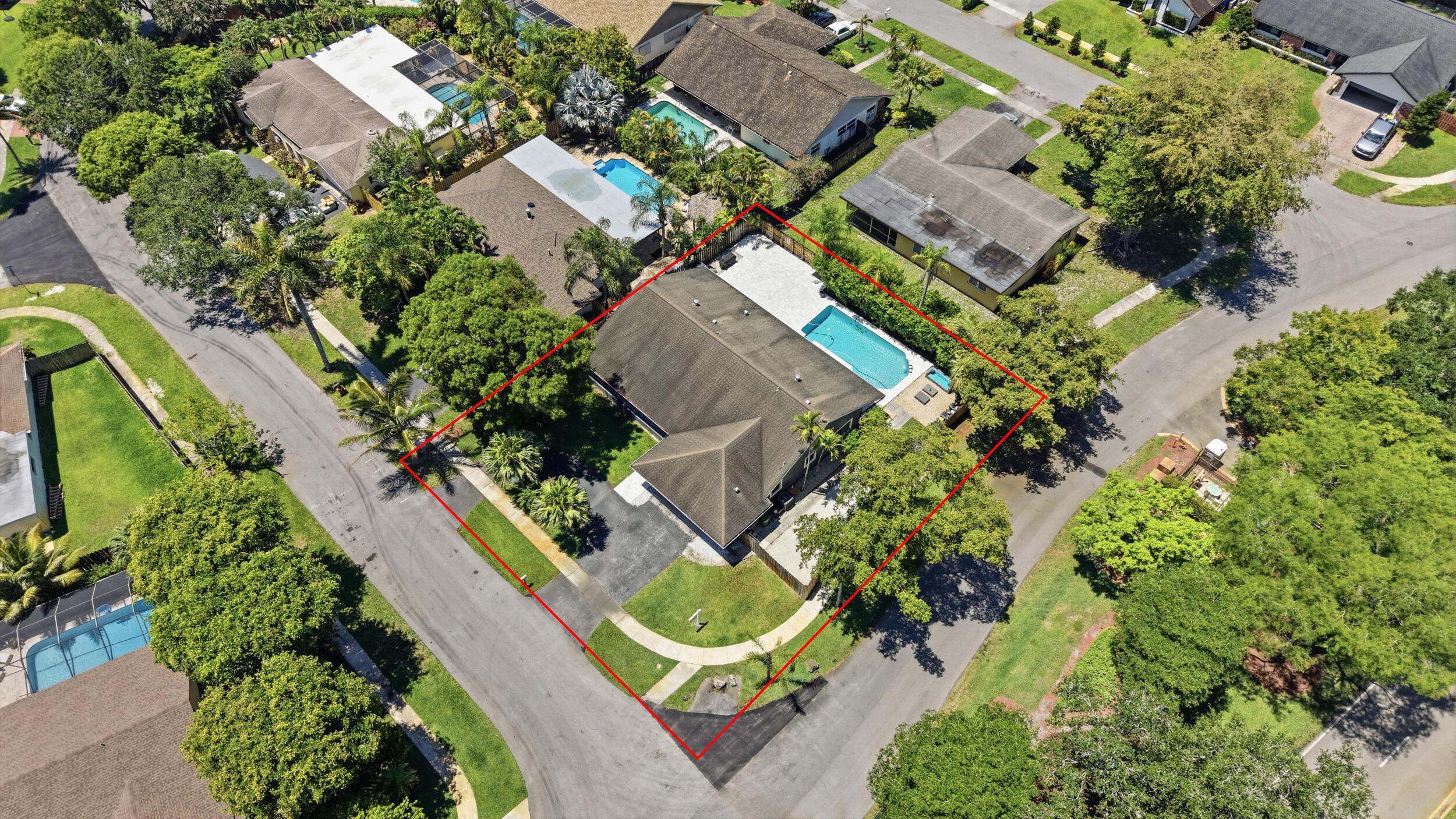 1630 NW 118th Avenue, Pembroke Pines, FL 33026, Pembroke Pines - Photo 5
