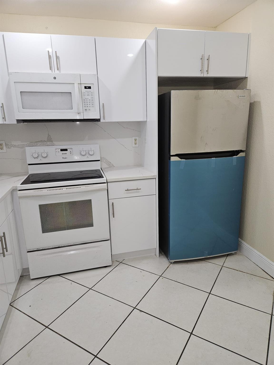5665 W 20th Avenue 413, Hialeah, FL 33012, Hialeah