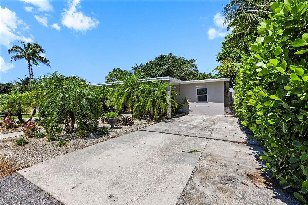 1421 NW 7th Terrace, Fort Lauderdale, FL 33311, Fort Lauderdale - Photo 5