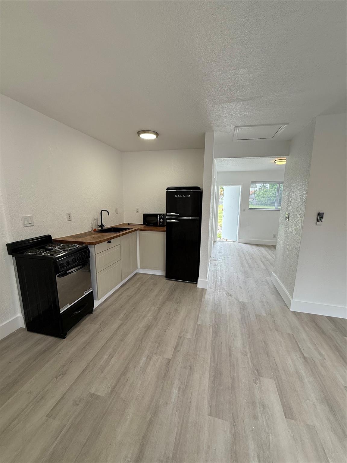 2213 Lincoln Street, Hollywood, FL 33020, Hollywood