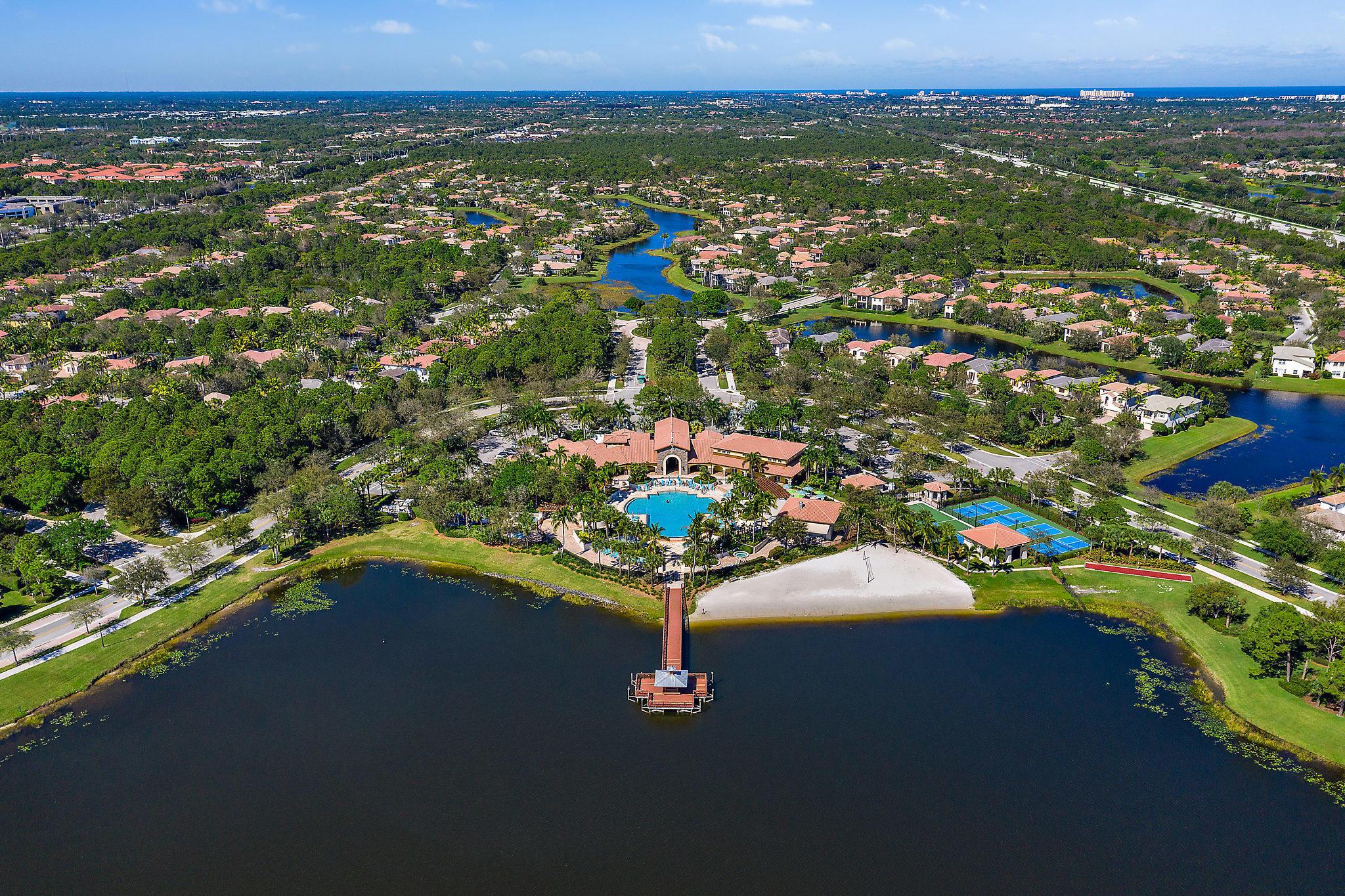 153 Evergrene Parkway, Palm Beach Gardens, FL 33410, Palm Beach Gardens - Photo 3