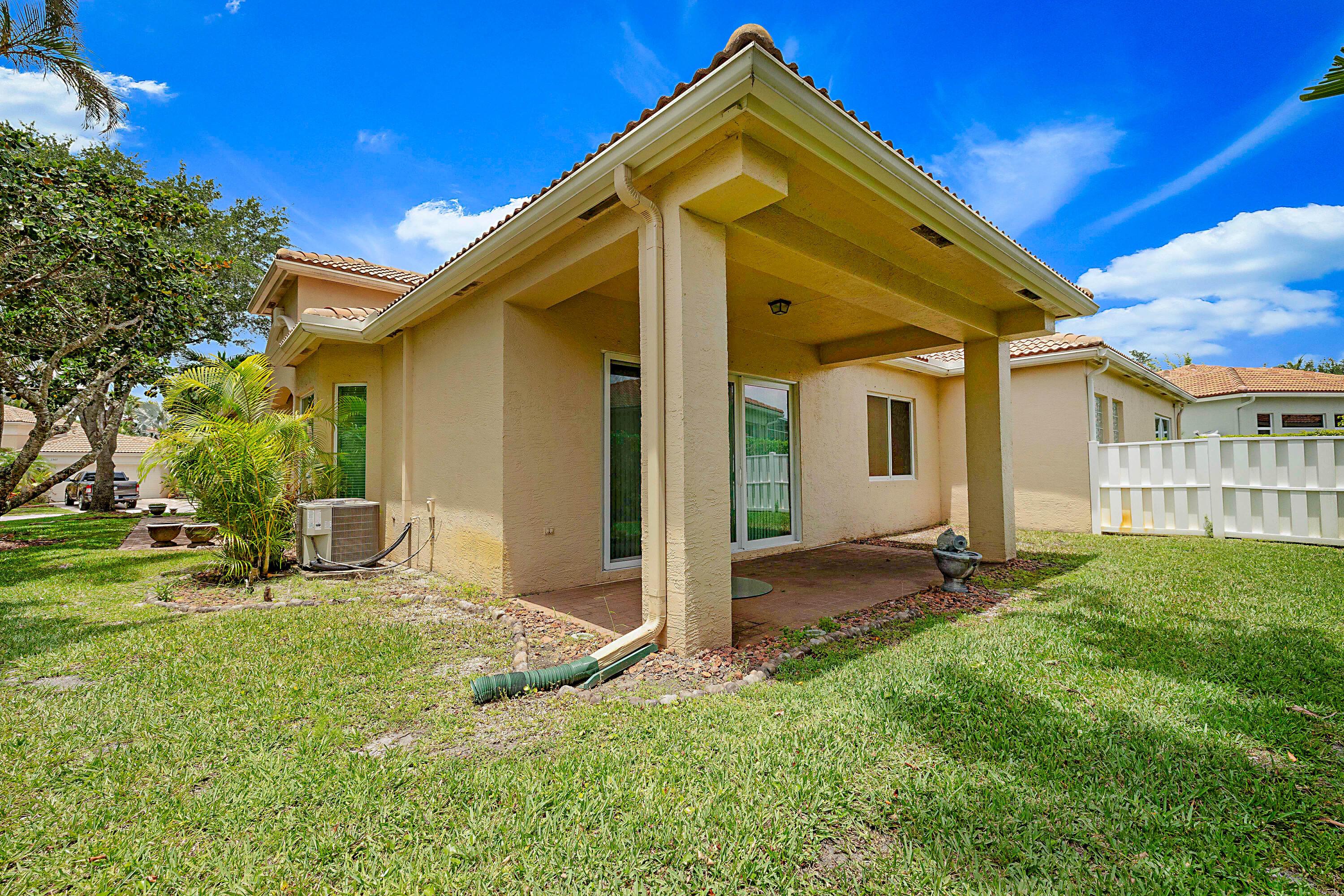 2568 Sandy Cay, West Palm Beach, FL 33411, West Palm Beach - Photo 4