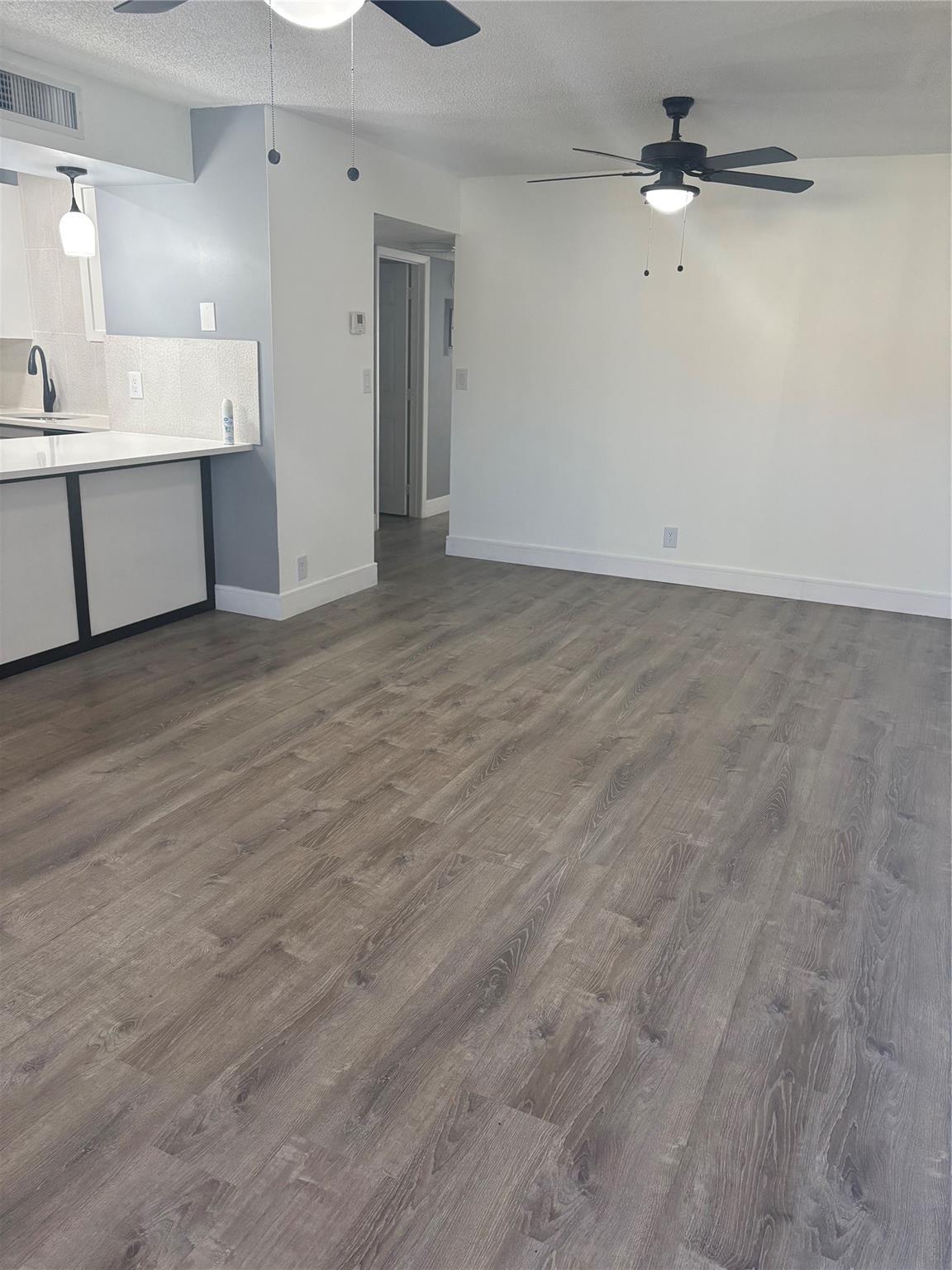 5492 Courtyard Drive 5492, Margate, FL 33063, Margate - Photo 3