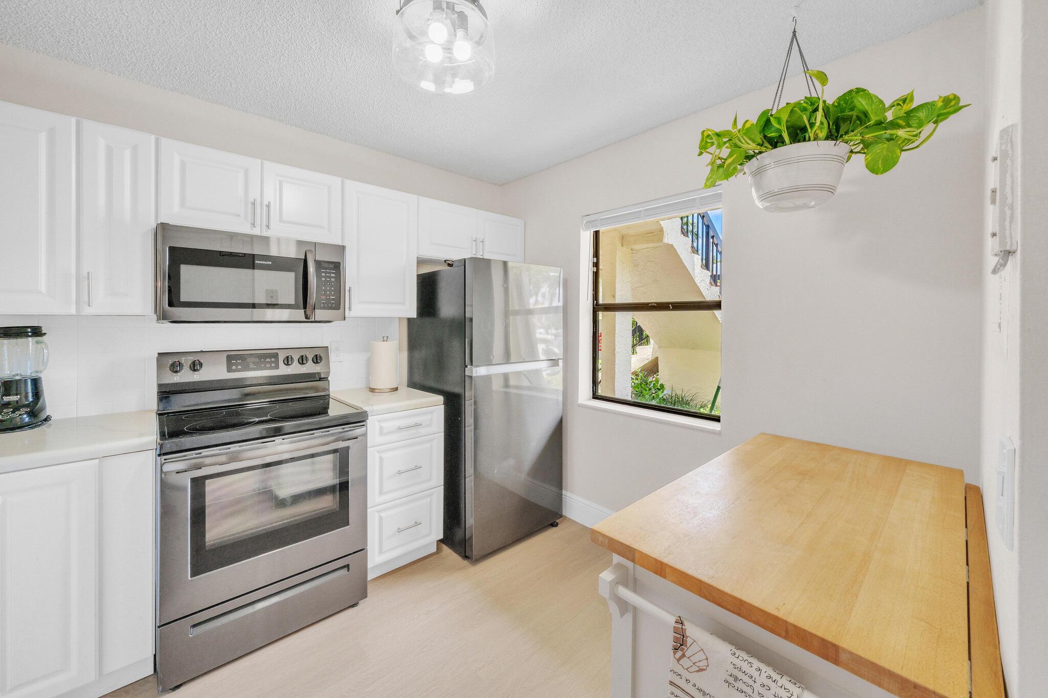 22136 Palms Way 103, Boca Raton, FL 33433, Boca Raton - Photo 5