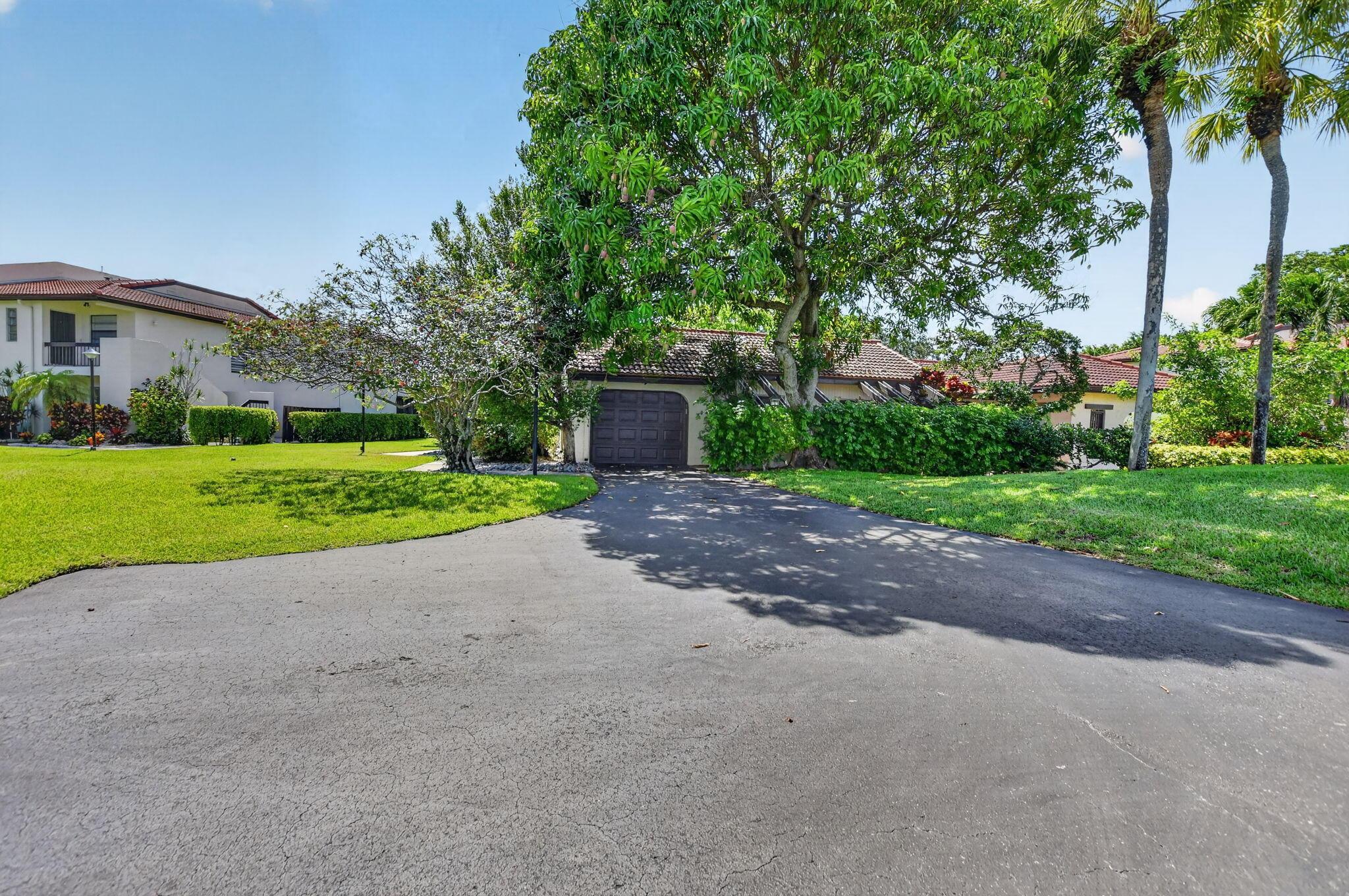 8208 Casa Del Lago 23b, Boca Raton, FL 33433, Boca Raton - Photo 5