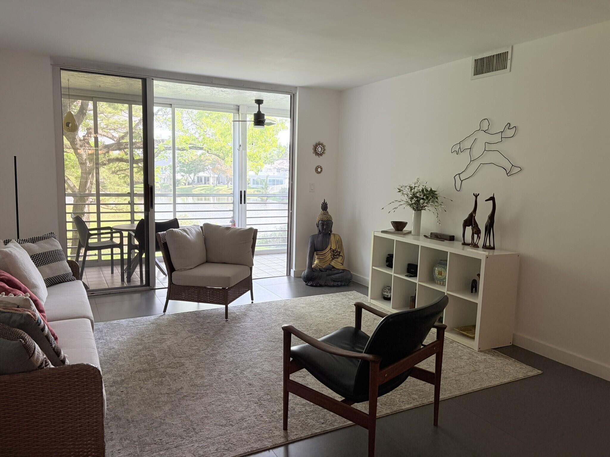 3503 Oaks Way 202, Pompano Beach, FL 33069, Pompano Beach - Photo 3