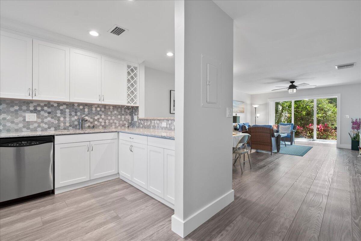 178 Lake Susan Lane, West Palm Beach, FL 33411, West Palm Beach - Photo 4
