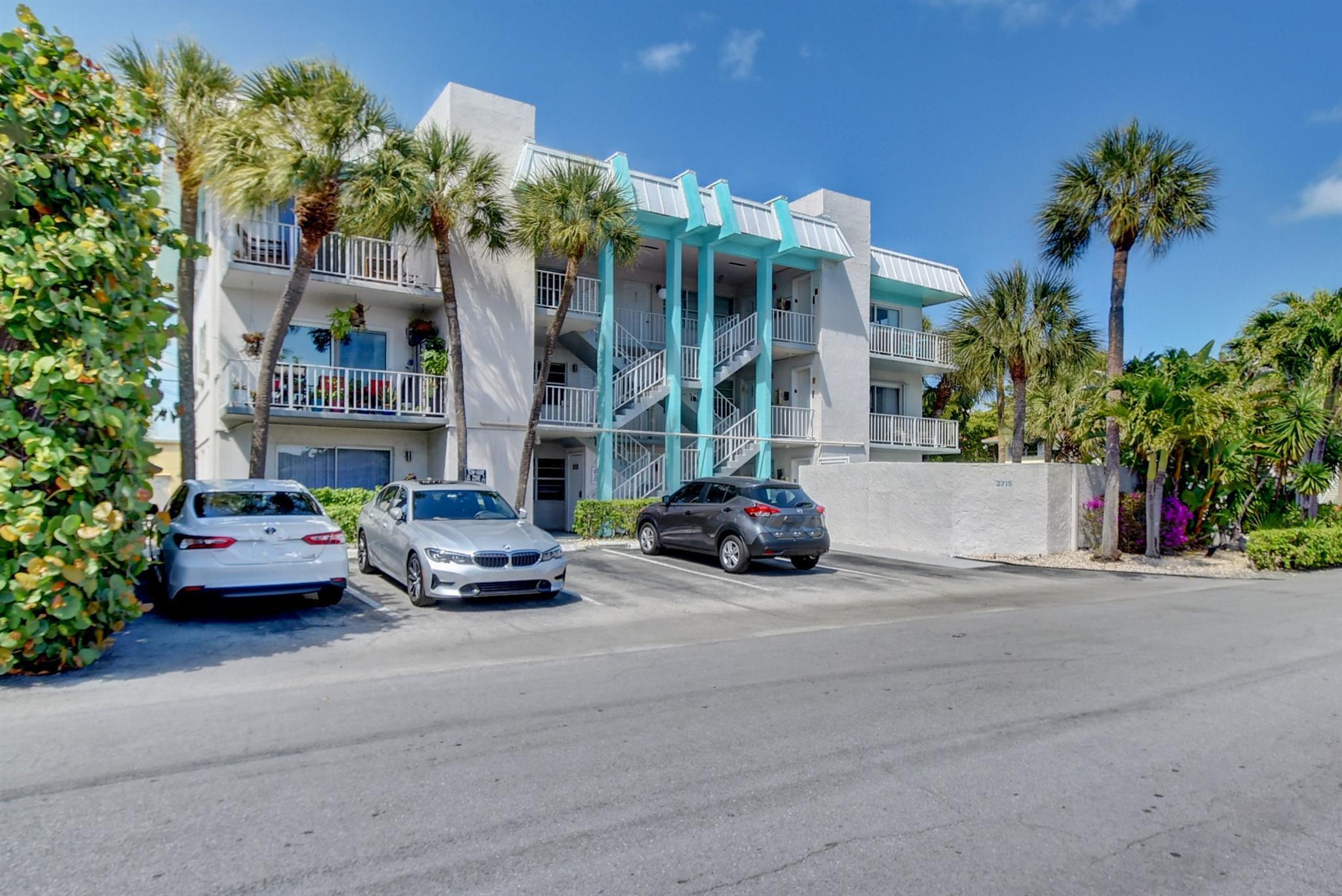 2715 NE 49th Street, Fort Lauderdale, FL 33308, Fort Lauderdale - Photo 2