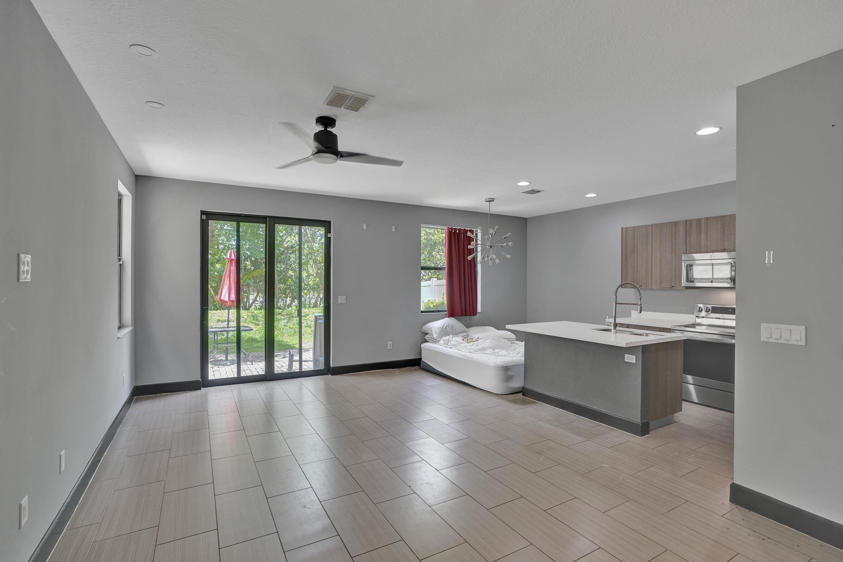 5902 NW 46th Lane, Tamarac, FL 33319, Tamarac - Photo 5
