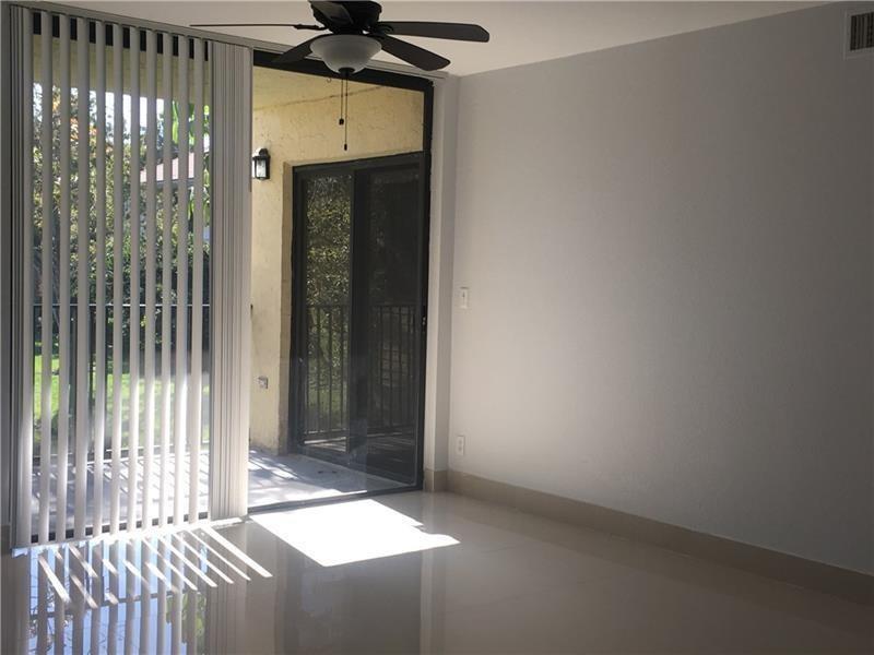 10131 W Sunrise Boulevard 206, Plantation, FL 33322, Plantation - Photo 5