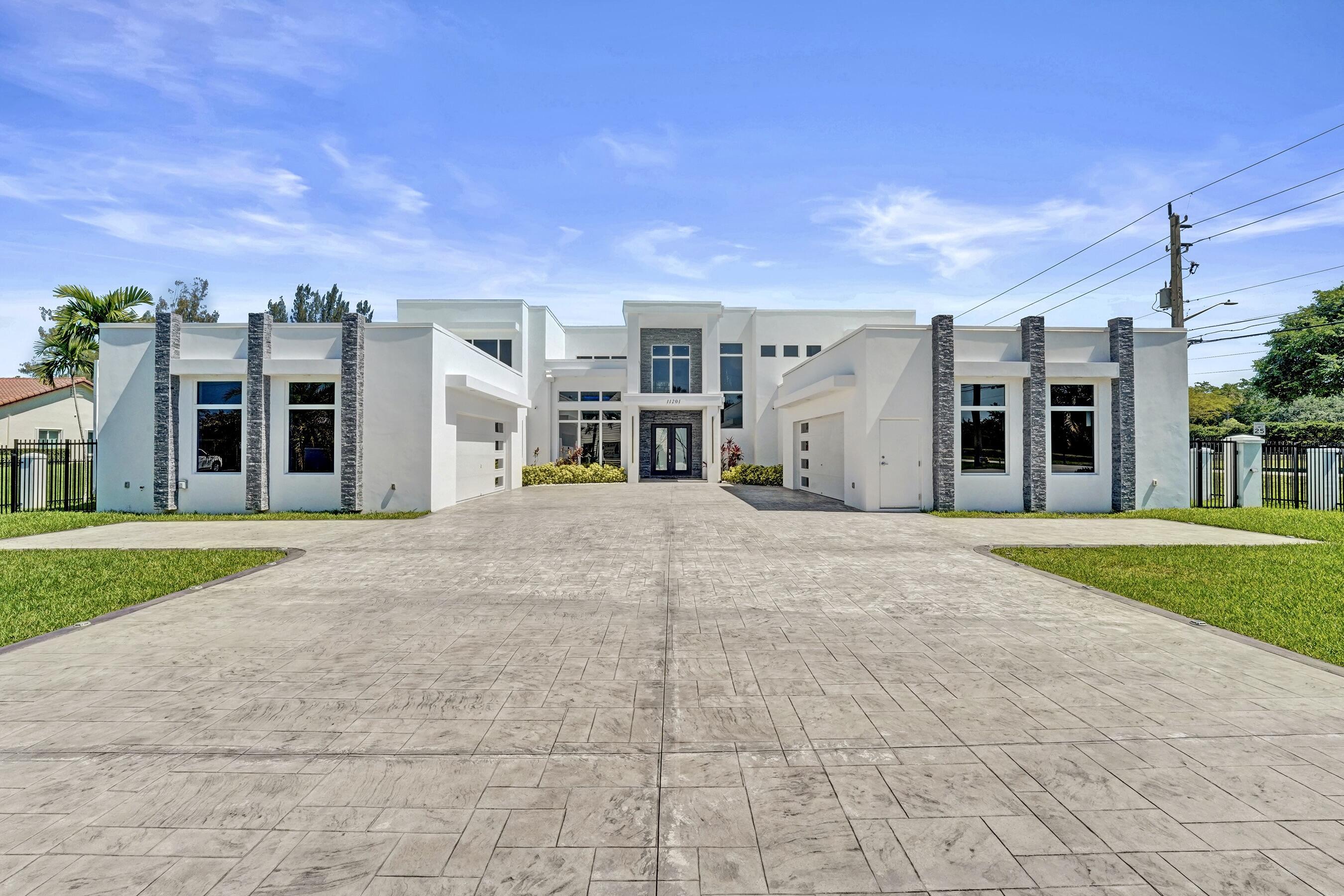 11201 SW 3rd Street, Plantation, FL 33325, Plantation