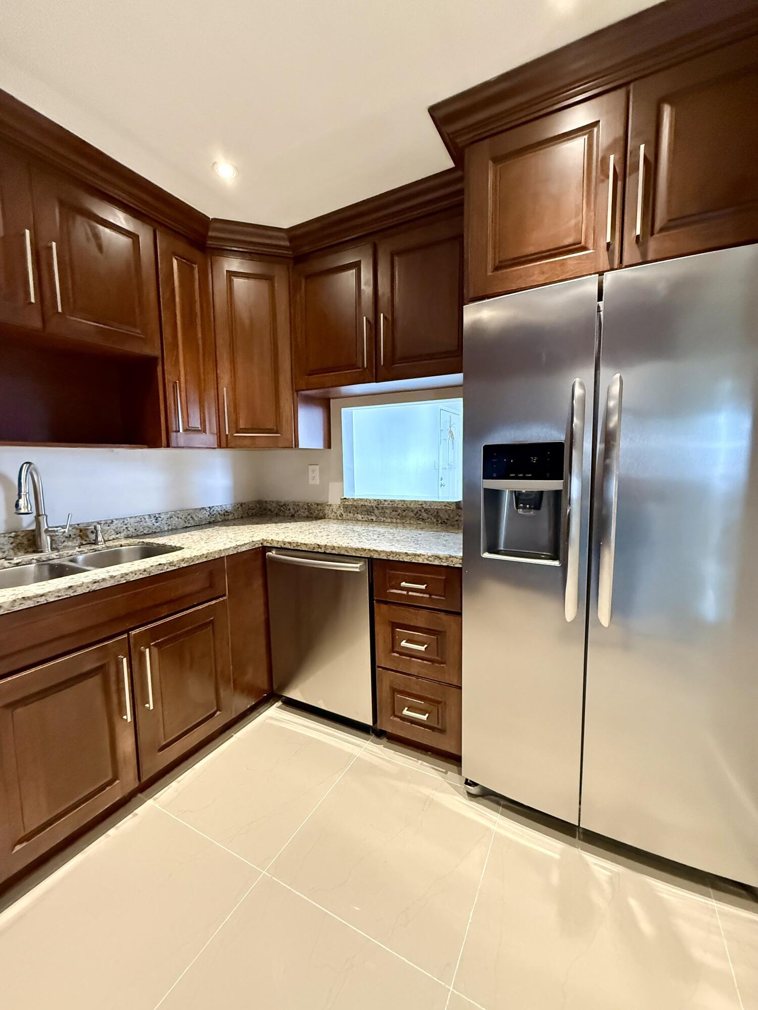 3307 NW 108th Drive 1, Coral Springs, FL 33065, Coral Springs - Photo 3