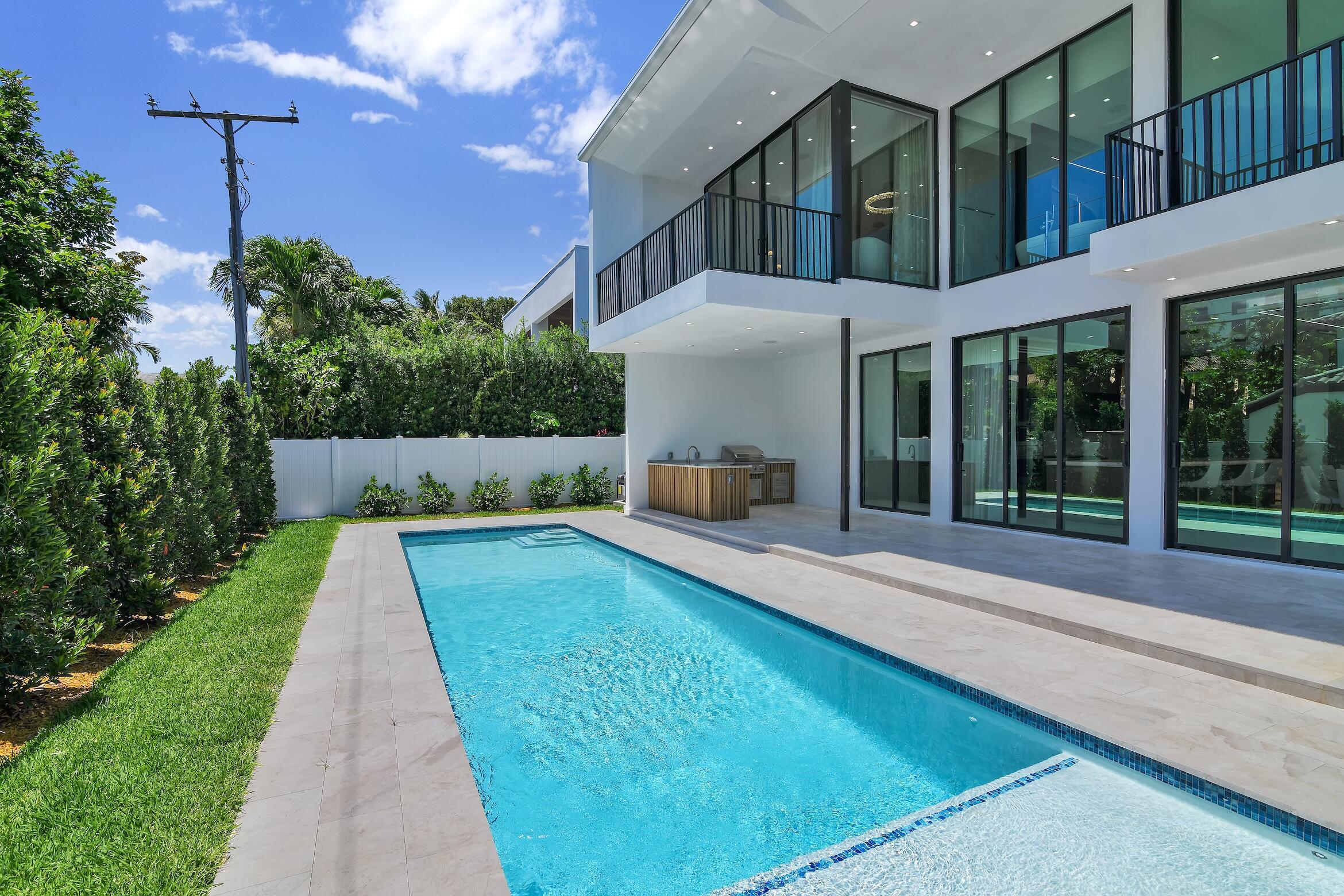 344 NE 2nd Street, Boca Raton, FL 33432, Boca Raton - Photo 3