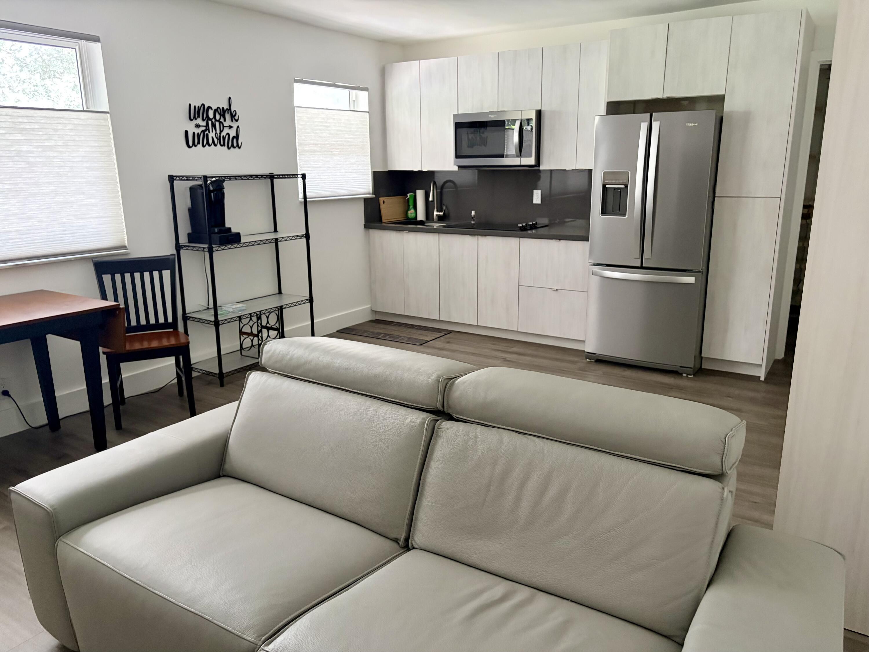 1480 S Ocean Boulevard 111, Lauderdale-By-The-Sea, FL 33062, Lauderdale-By-The-Sea - Photo 2