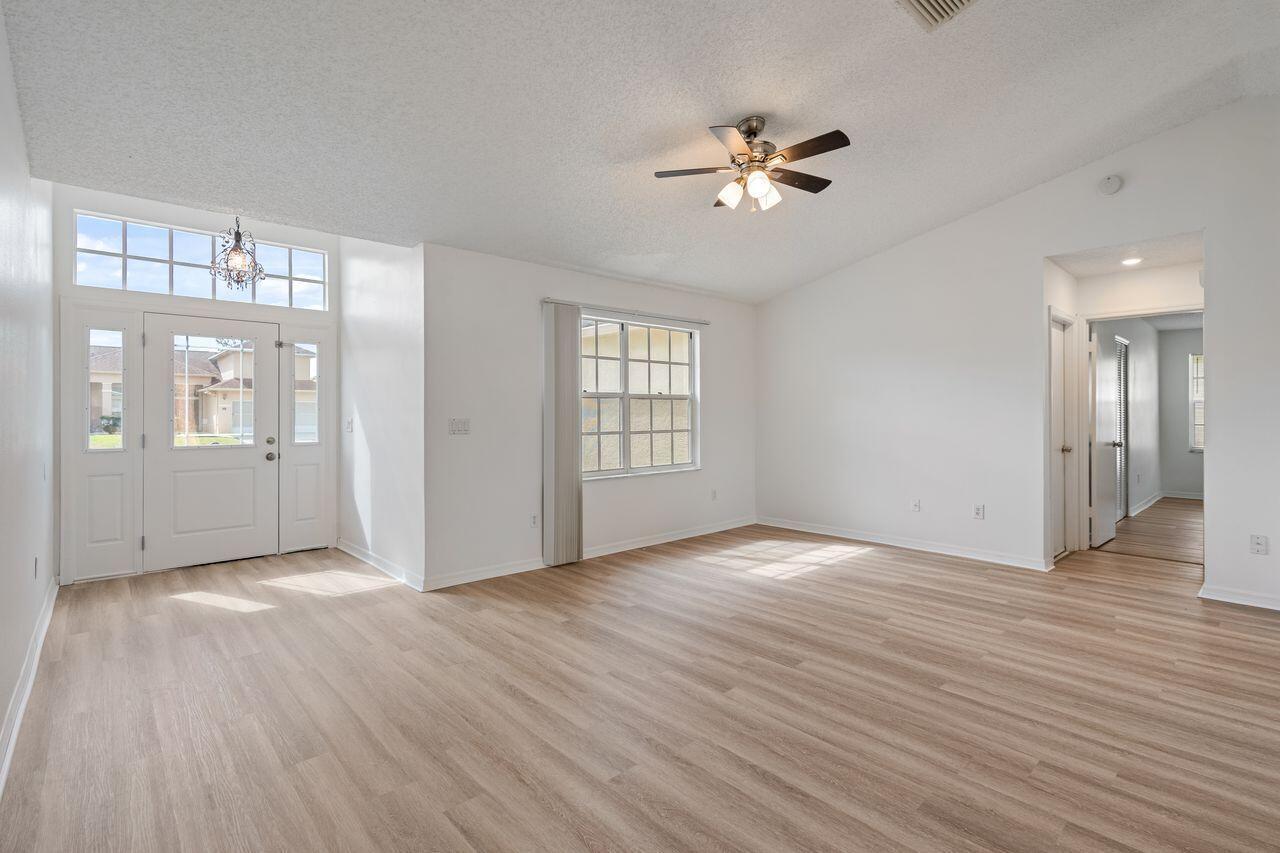 349 Hammock Road SE, Palm Bay, FL 32909, Palm Bay - Photo 4