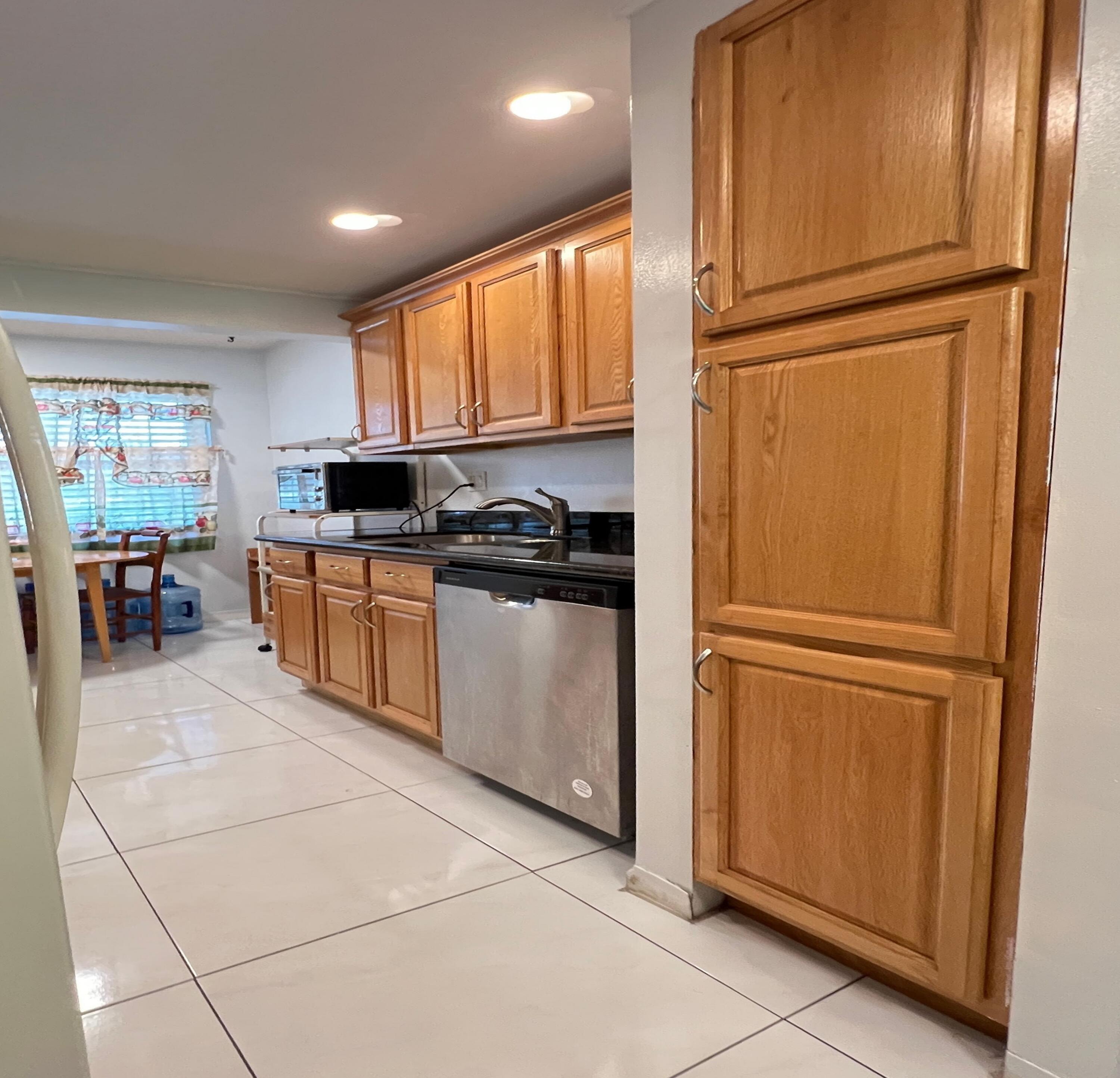 8305 NW 61st Street C209, Tamarac, FL 33321, Tamarac - Photo 3