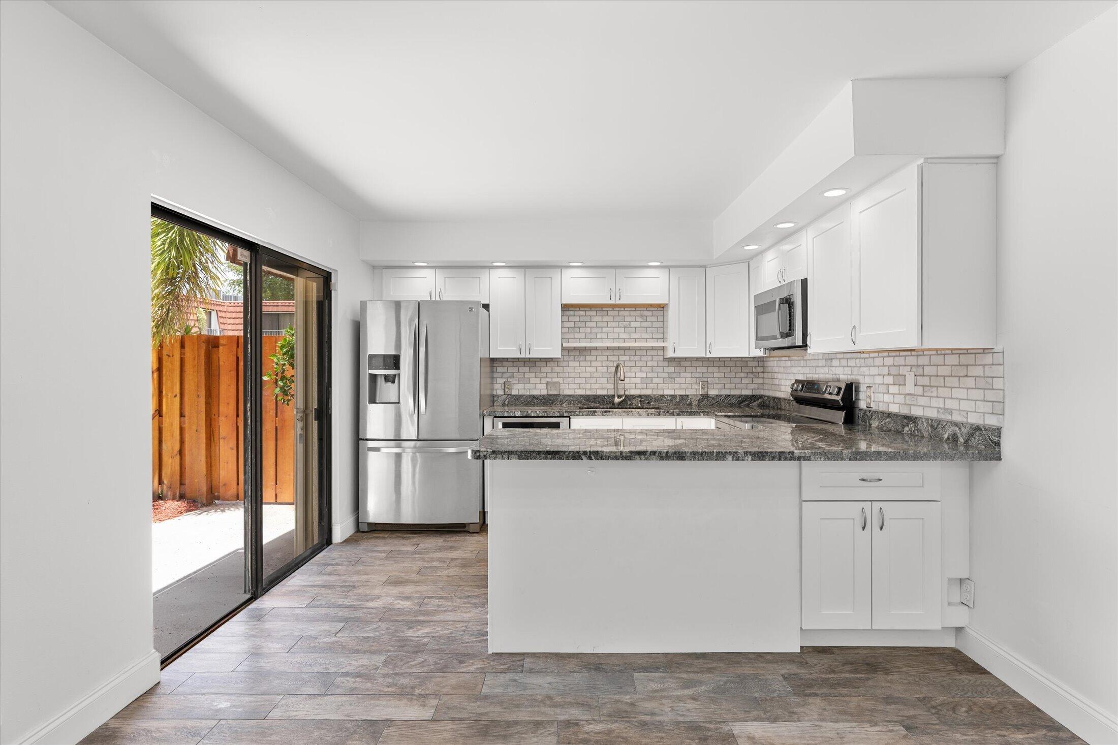 3010 San Clara Drive 19-c, Delray Beach, FL 33445, Delray Beach - Photo 5