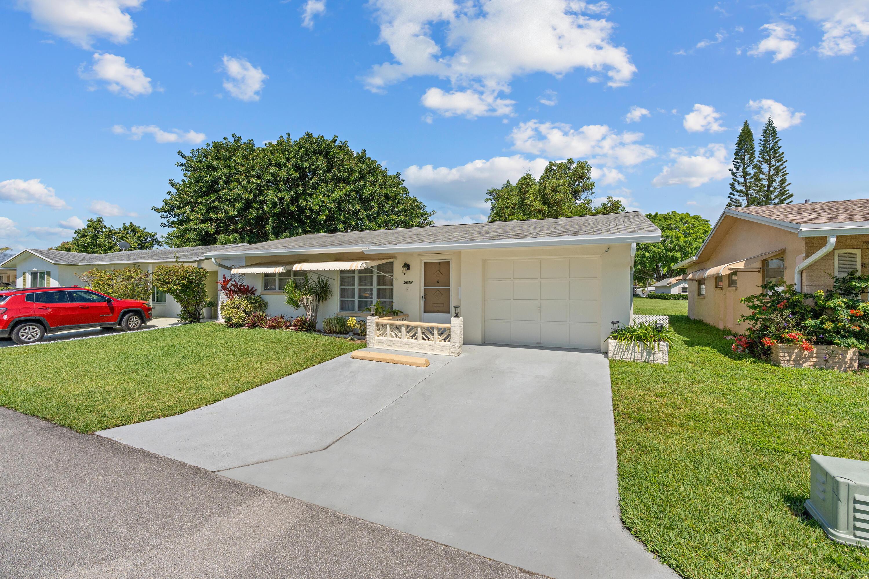 5017 NW 49th Road, Tamarac, FL 33319, Tamarac - Photo 2