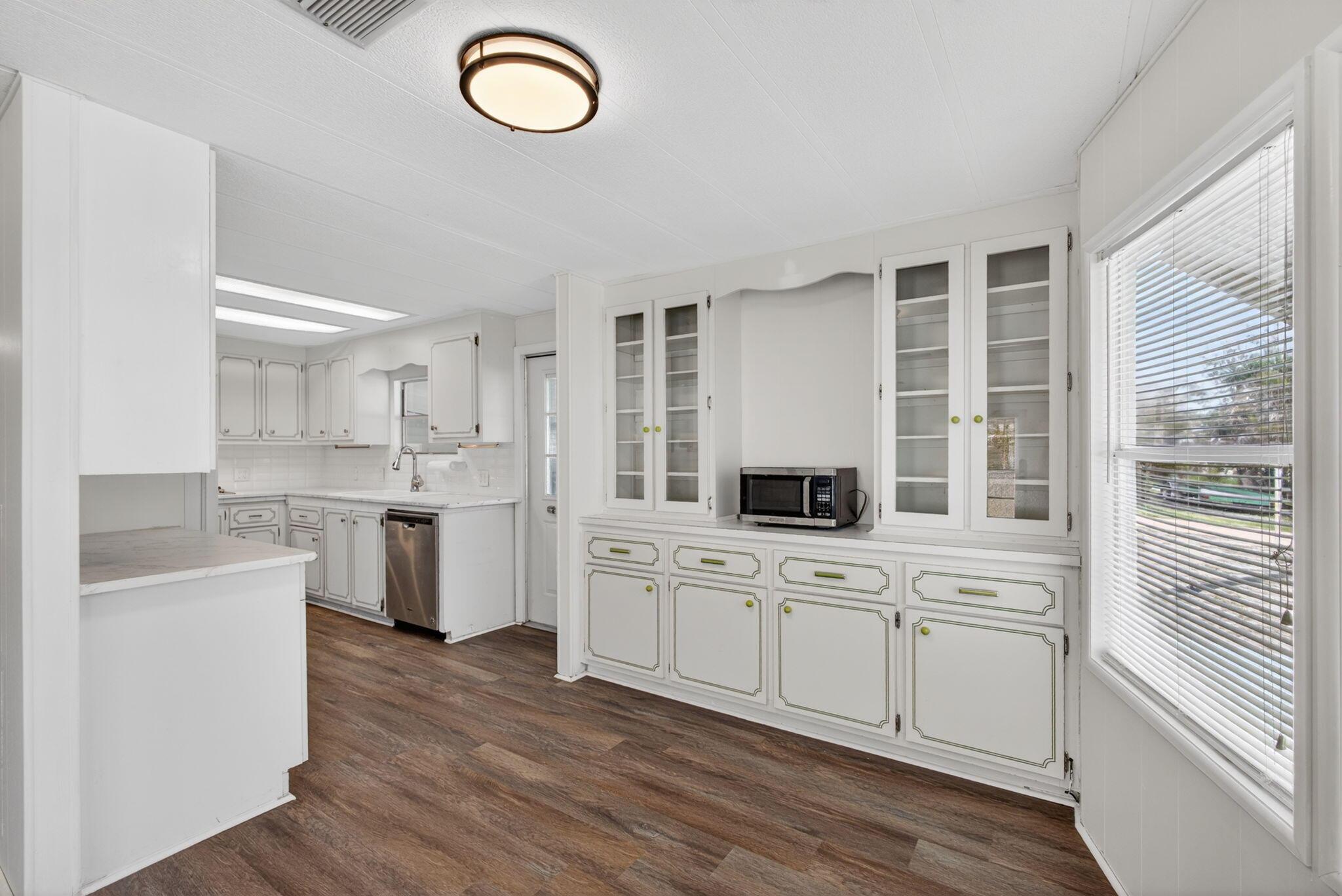 7102 SE Bluebird Circle, Hobe Sound, FL 33455, Hobe Sound - Photo 3