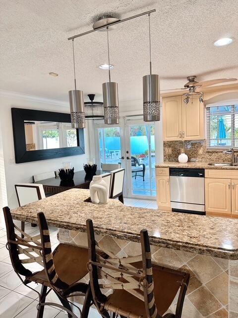 10079 Yeoman Lane, Royal Palm Beach, FL 33411, Royal Palm Beach - Photo 5